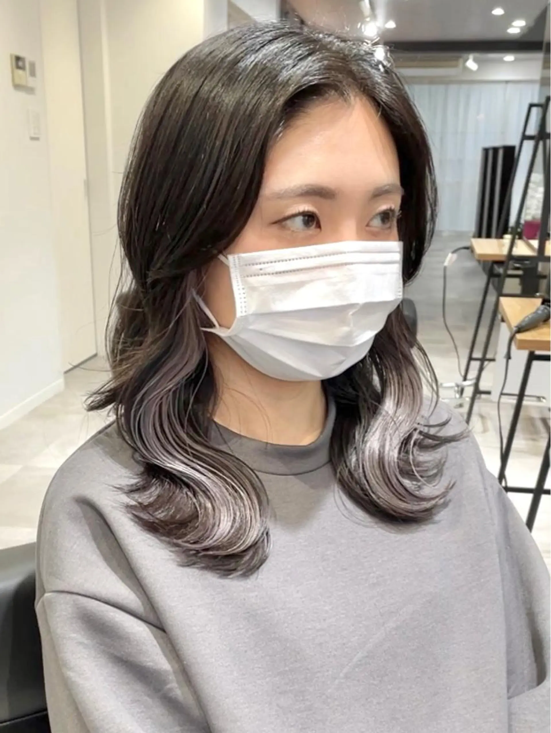 カラー ヘアカラー トリートメント ハイトーンイヤリング カラー清水隆央のヘアスタイル