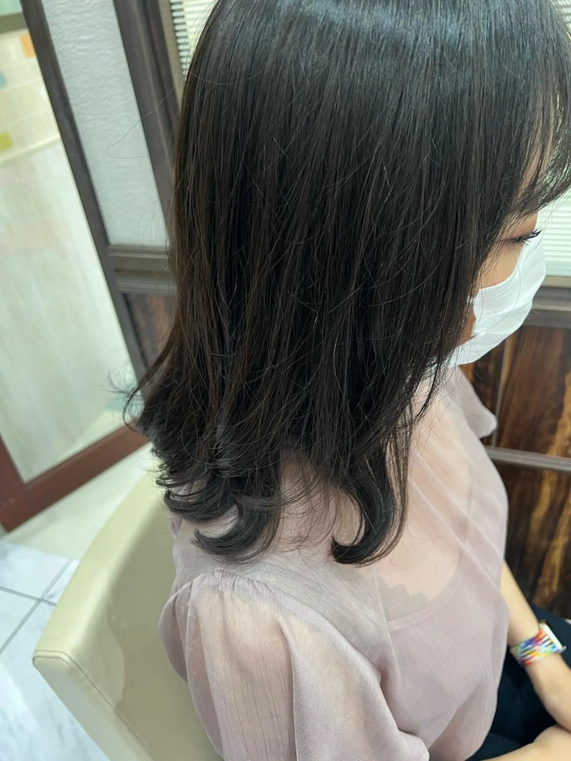 セミロング あんどう ゆうかのヘアスタイル