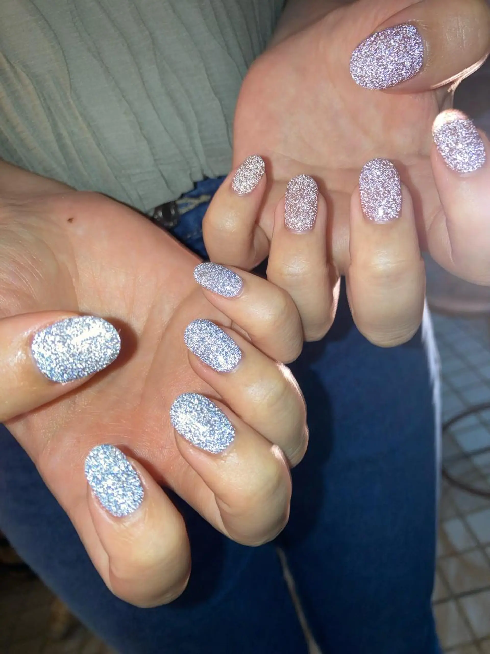 ネイル nailsalon hue所属・小山 羽奈のネイルデザイン