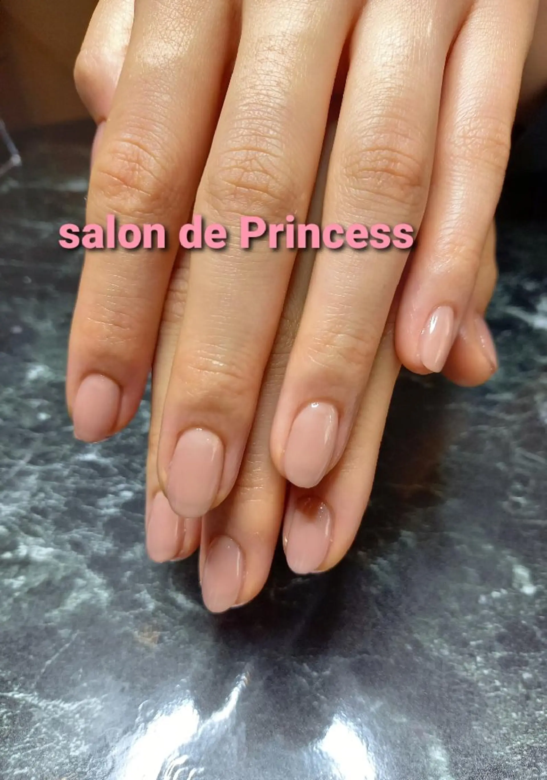 ネイル salon de Princess所属・salon de  Princessのネイルデザイン