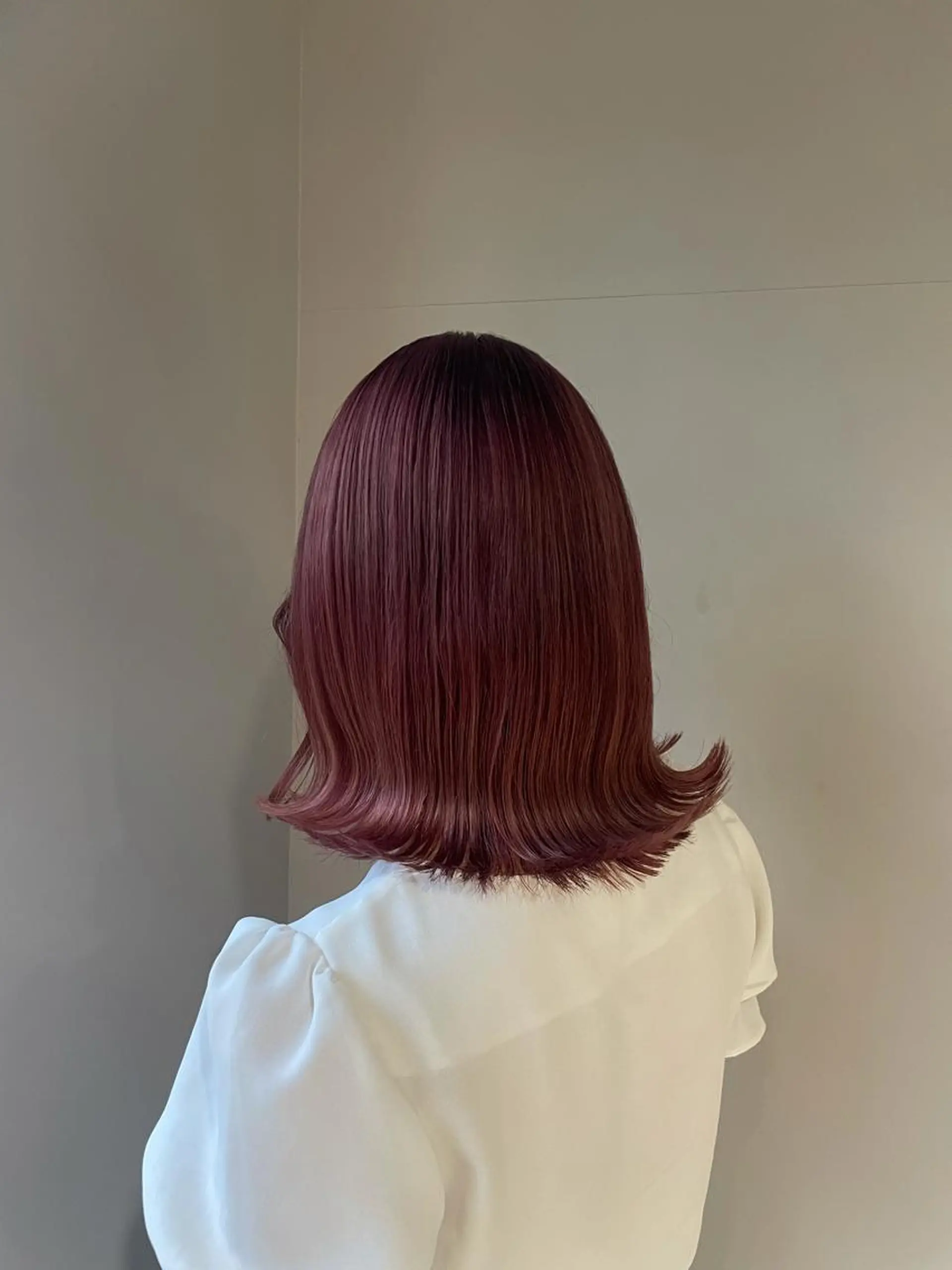 ショート カラー カシス ピンクカラー ヘアカラー トリートメント ブリーチ👩‍🦳/ ‪✂︎MANAMIのヘアスタイル