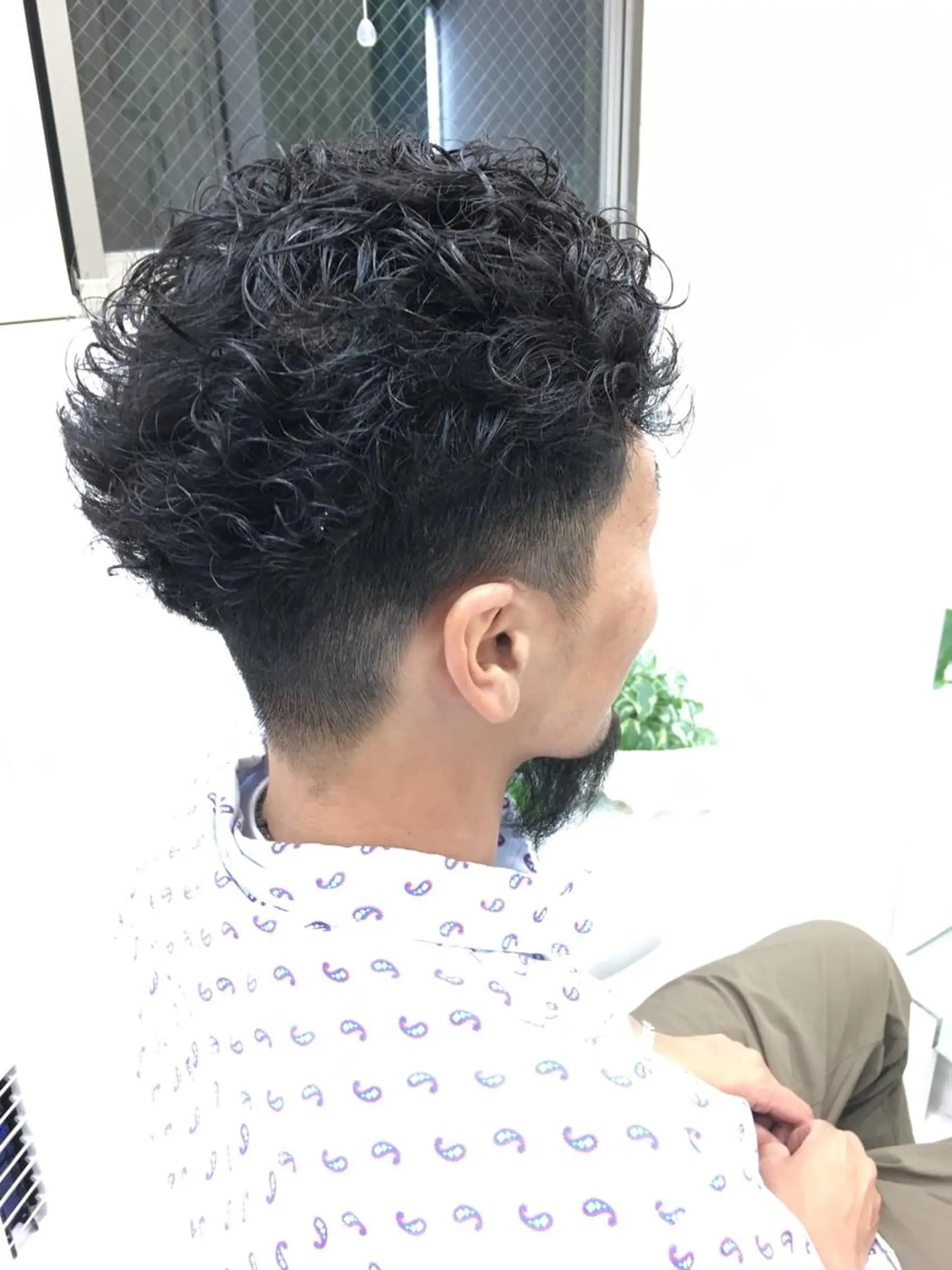 ショート パーマ メンズ メンズパーマ 刈り上げ 佐藤 祥太のヘアスタイル
