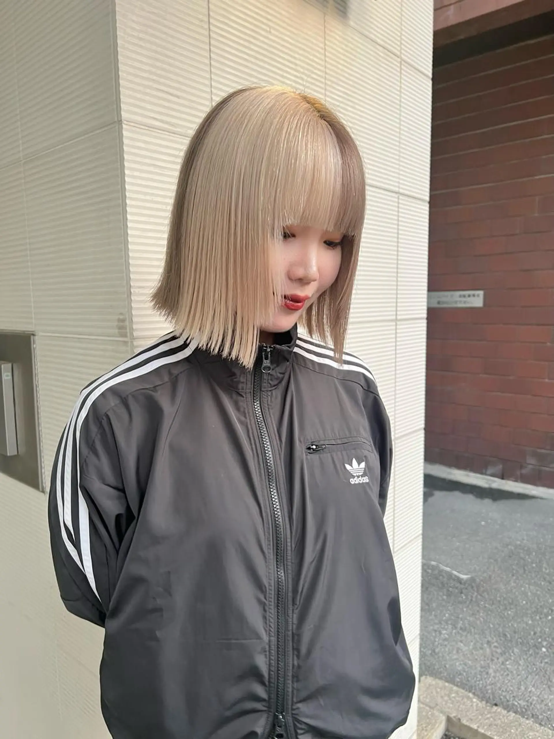 ミディアム カラー パーマ ヘアカラー ツガミ リナのヘアスタイル