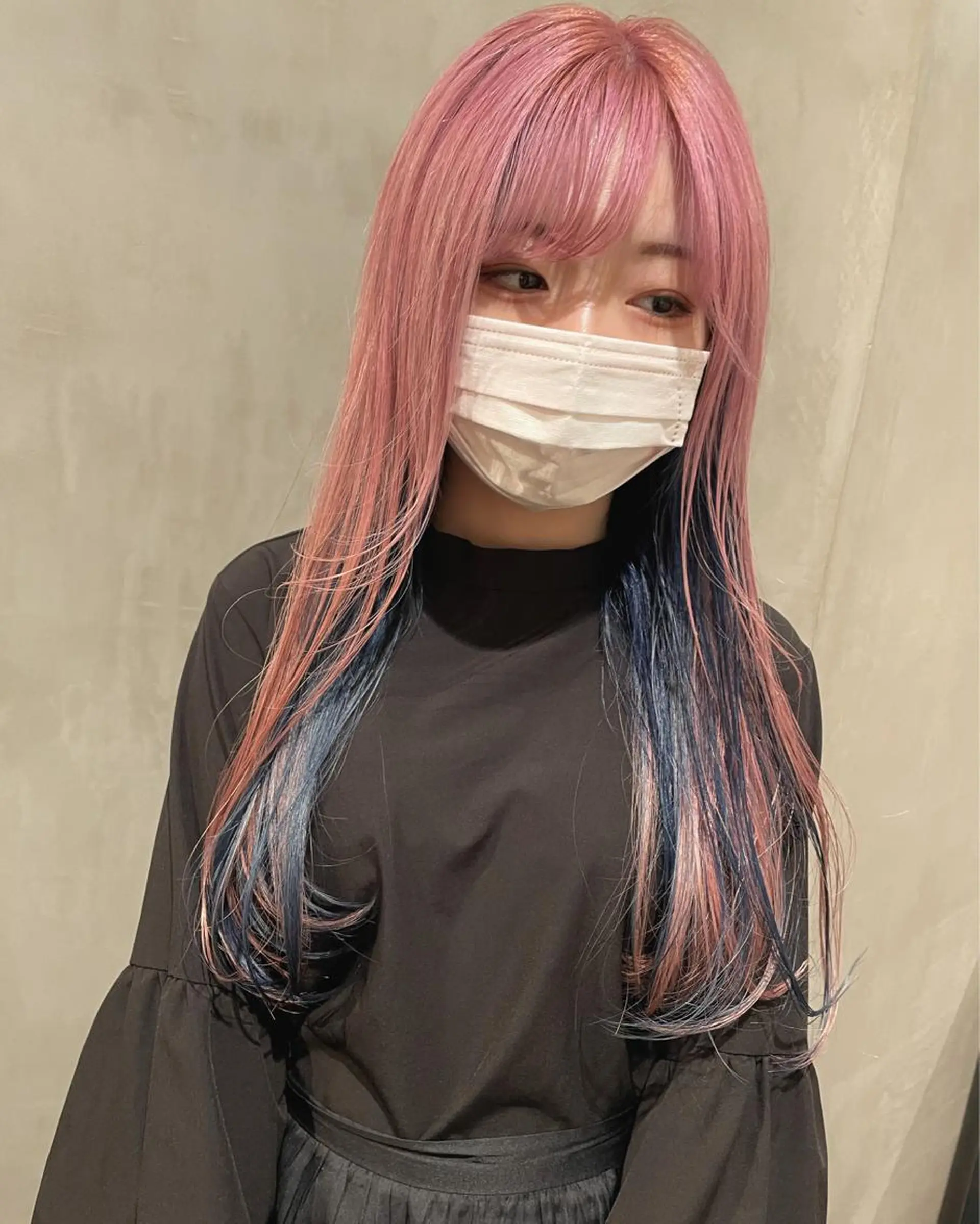 ロング カラー ヘアカラー トリートメント 優 作のヘアスタイル