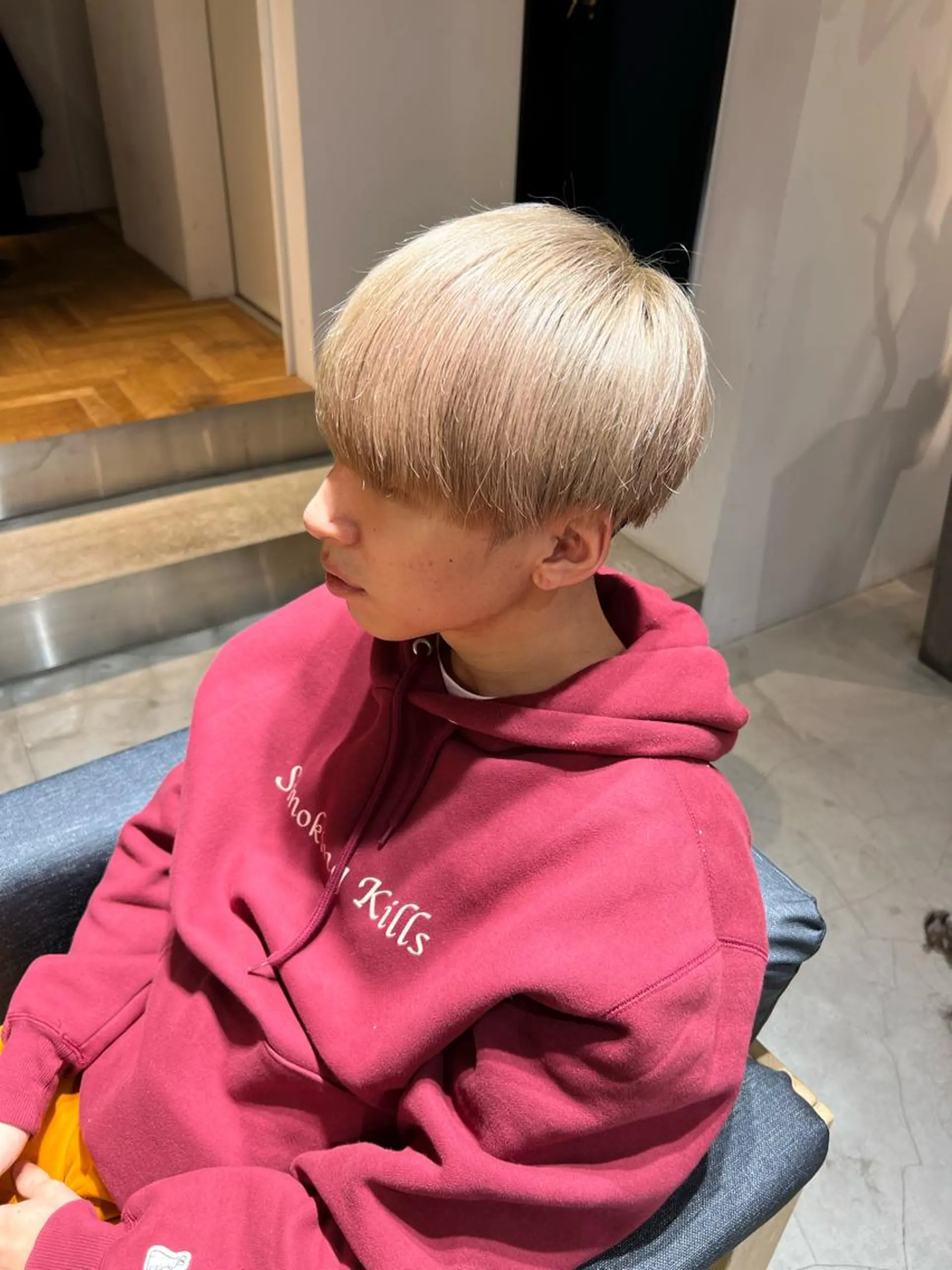 カラー メンズ ベージュカラー ミルクティーベージュ カット ヘアカラー トリートメント メンズ専門　井藤 雅也のヘアスタイル