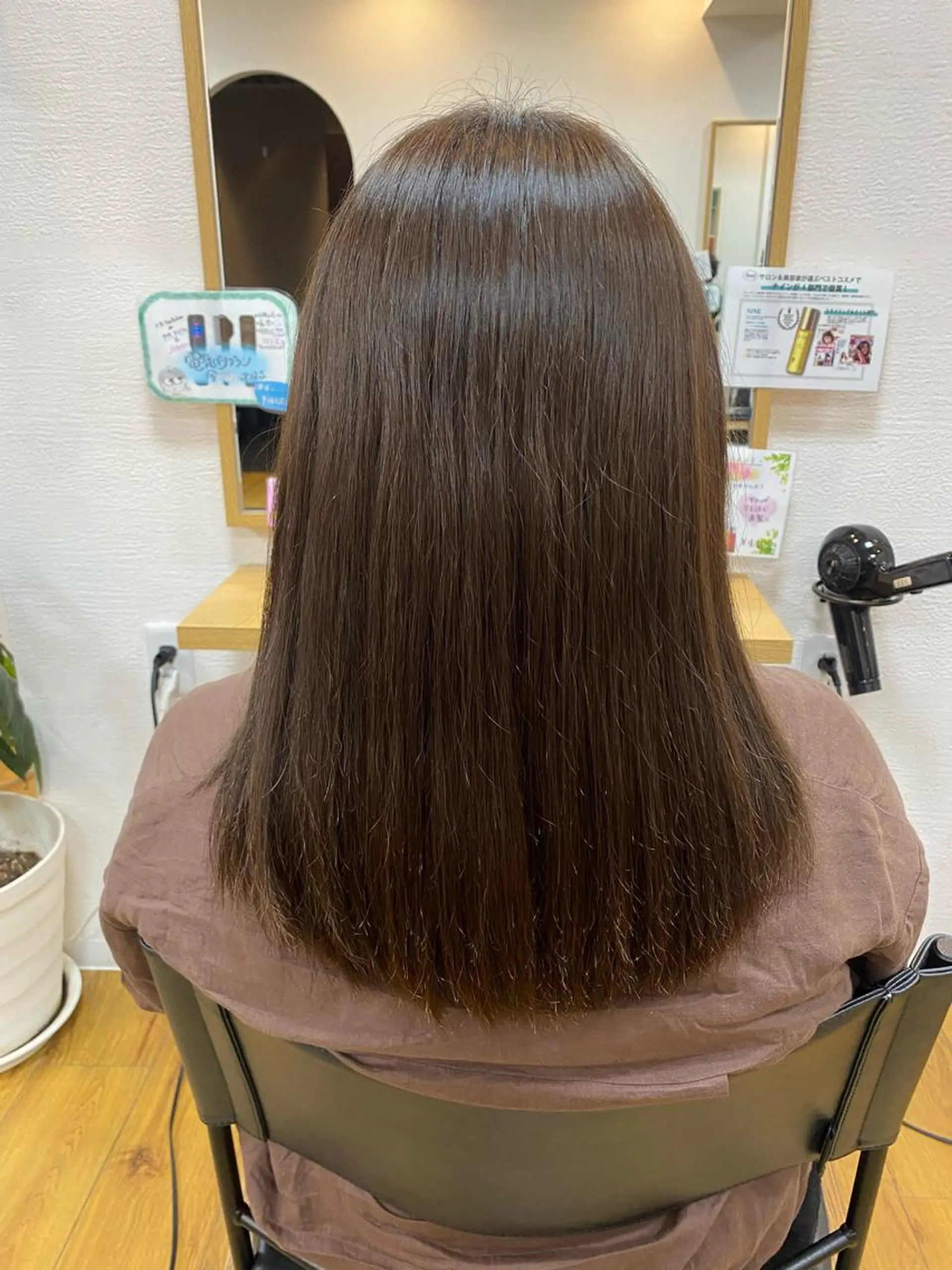 カラー ヘアカラー トリートメント 泉 綾乃[モーラ高石]のヘアスタイル