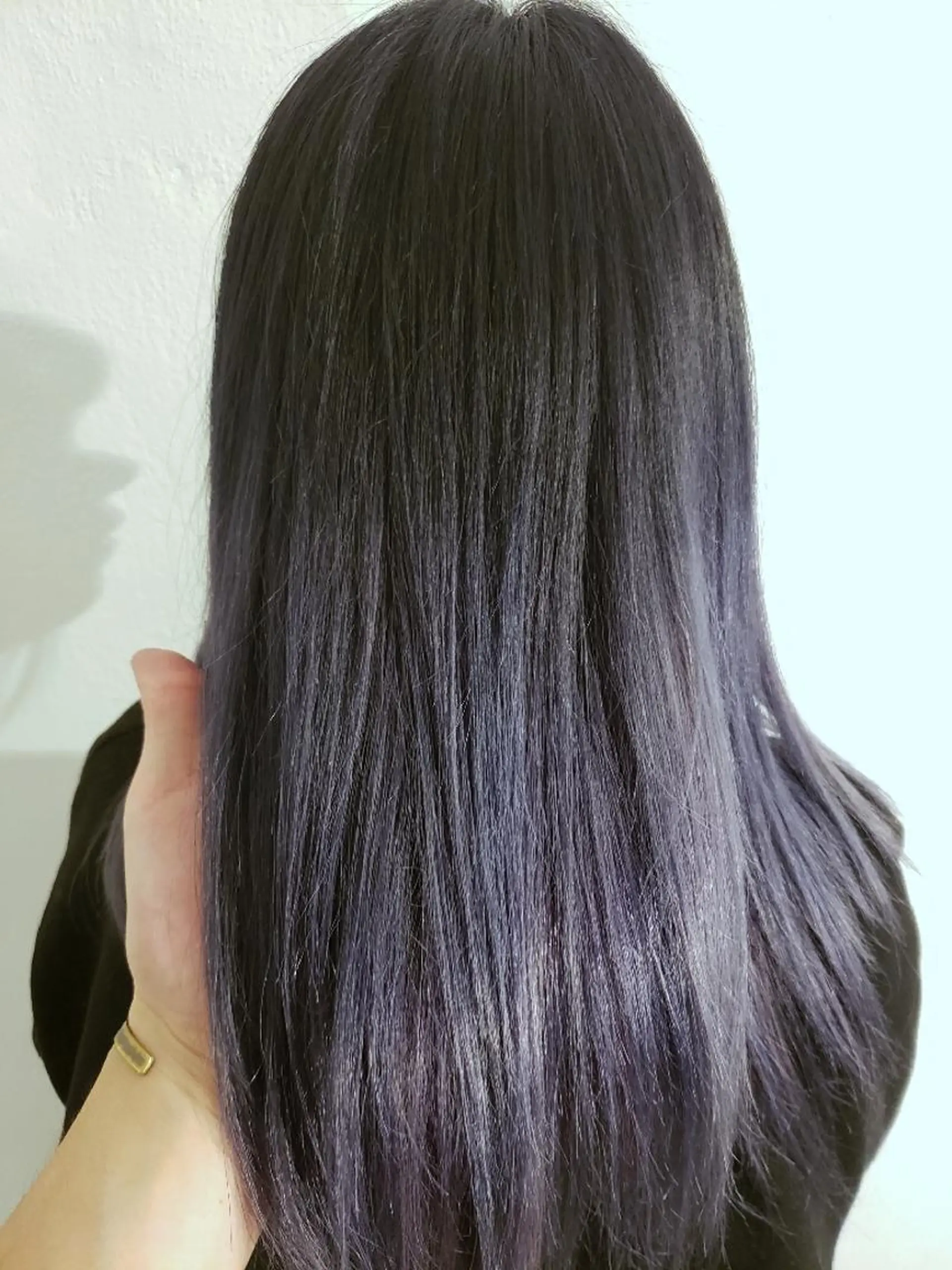 ロング カラー ヘアアレンジ グラデーションカラー ラベンダーカラー ラベンダーグレー 成瀬 弘光のヘアスタイル