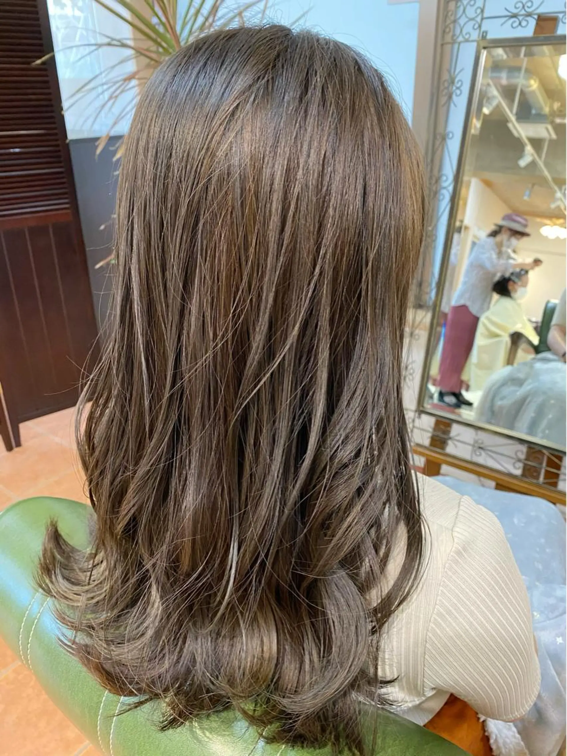 ロング カラー ヘアカラー トリートメント 石井 佑樹のヘアスタイル