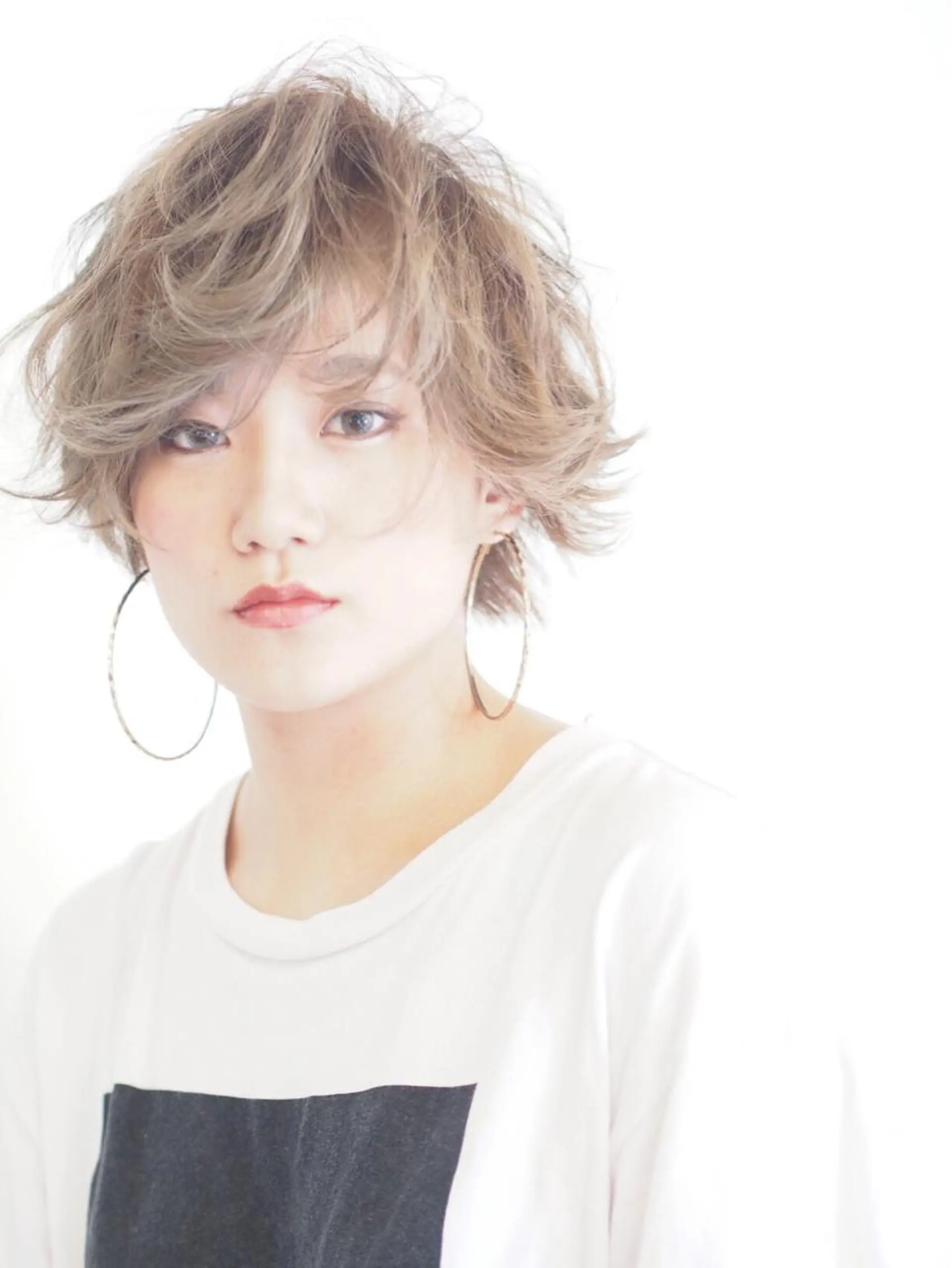 ショート カラー シルバー オーナースタイリスト 佐藤のヘアスタイル