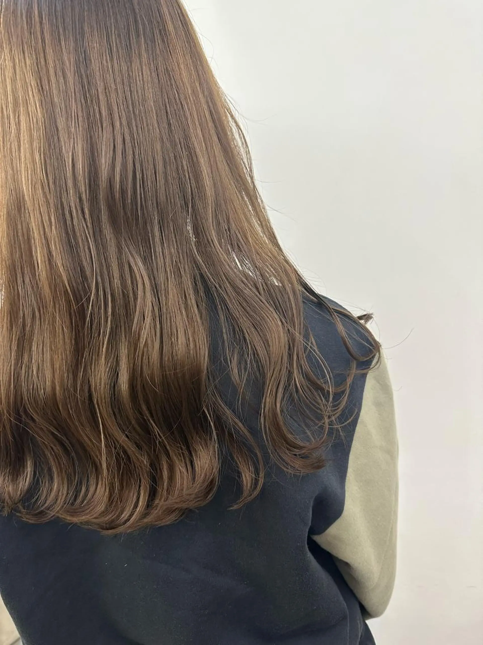 ロング トリートメント さとう あやかのヘアスタイル