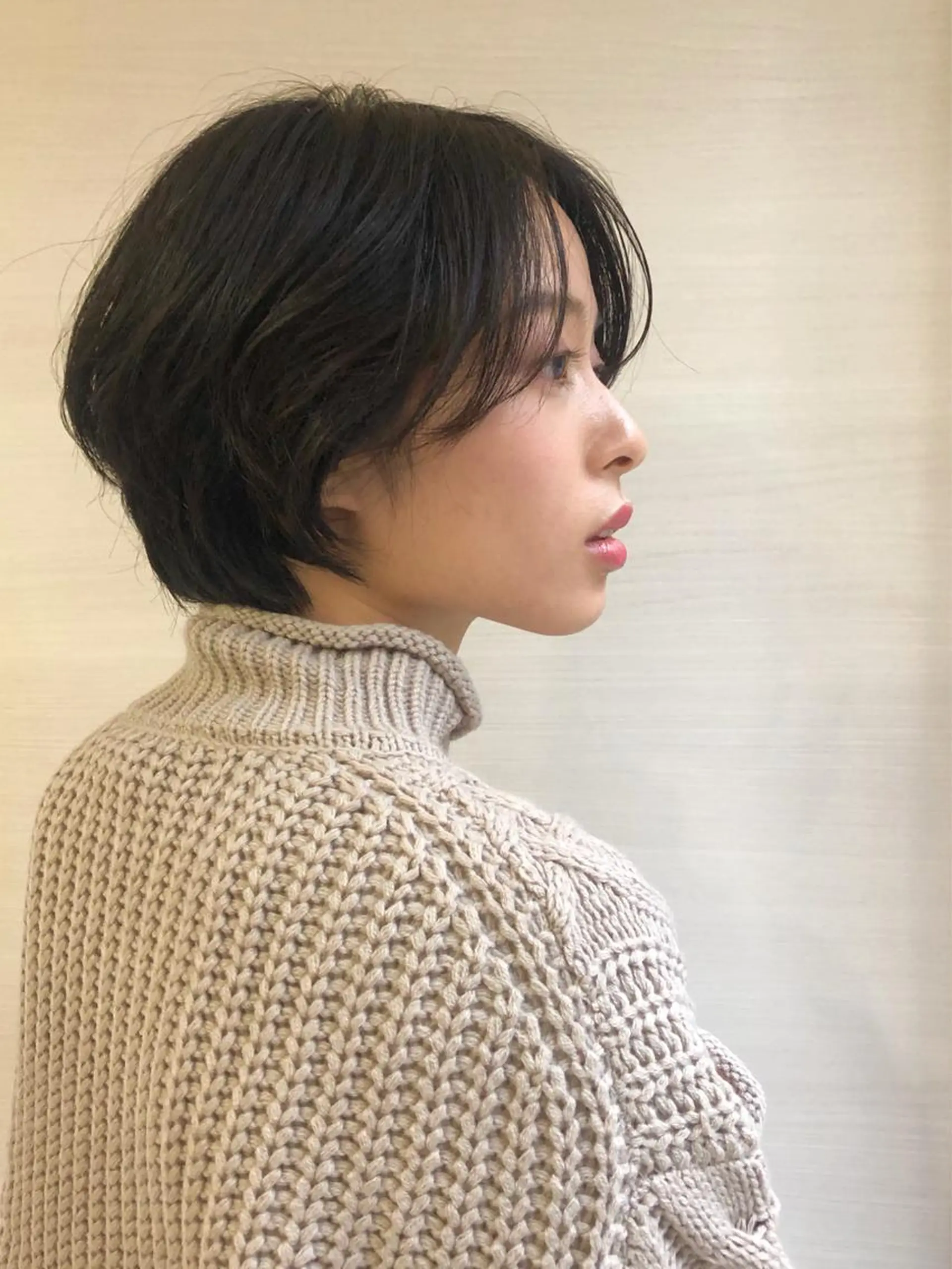 ショート カラー ショートヘア 貴方に似合うを見つけ ます🌱市川リョウカのヘアスタイル