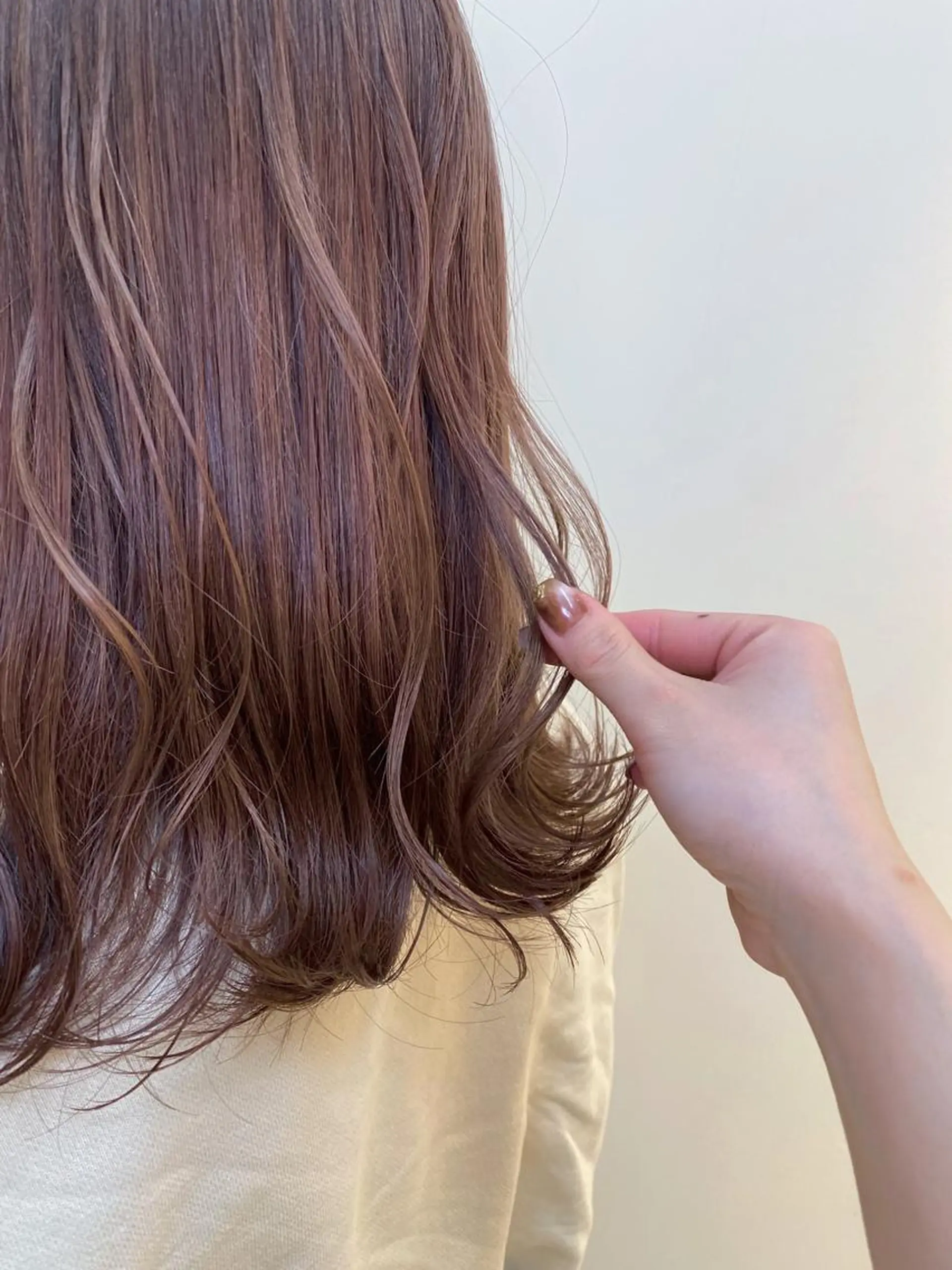 ミディアム カラー ヘアカラー 畑中 愛梨のヘアスタイル