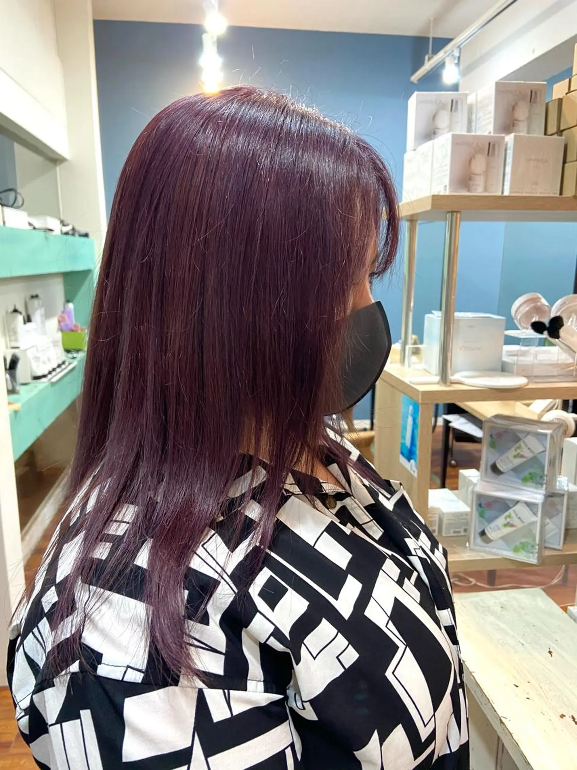 セミロング カラー ピンクカラー バイオレットカラー カット ヘアカラー 伏見稲荷/髪質改善/ ブリーチ/西川奈穂のヘアスタイル