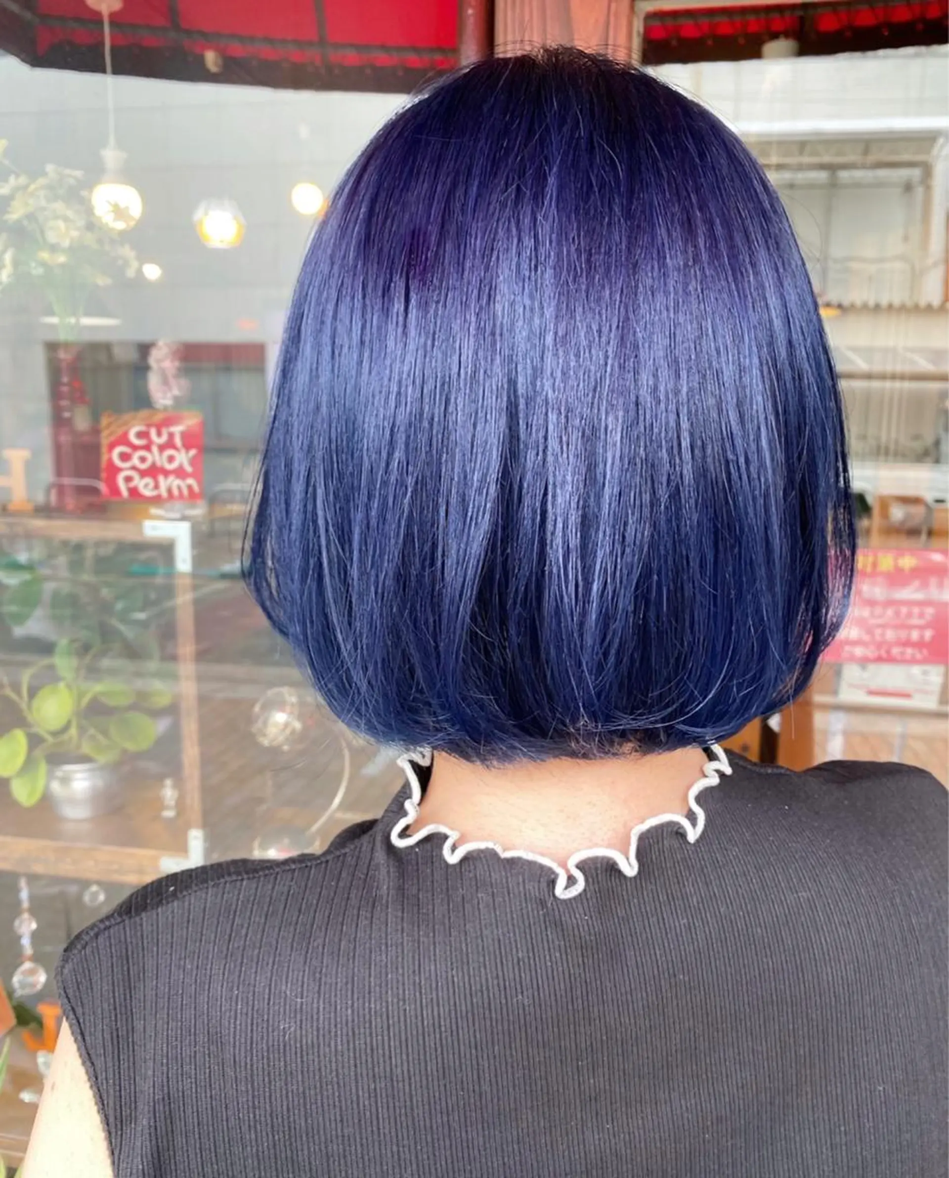 ショート カラー ネイビーカラー ヘアカラー 玉木 育実のヘアスタイル