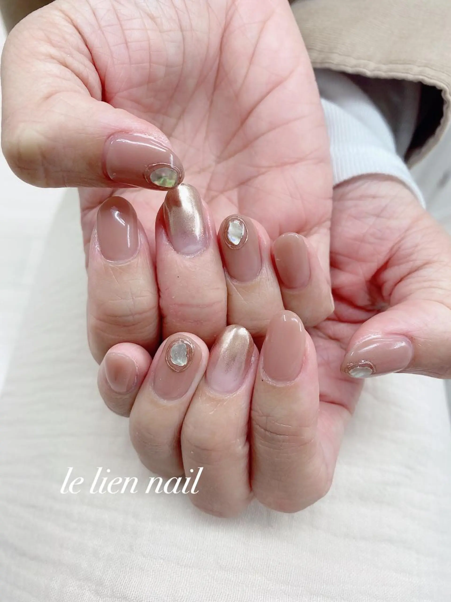 ネイル ミラーネイル シンプルネイル ハンドネイル le lien nailのネイルデザイン