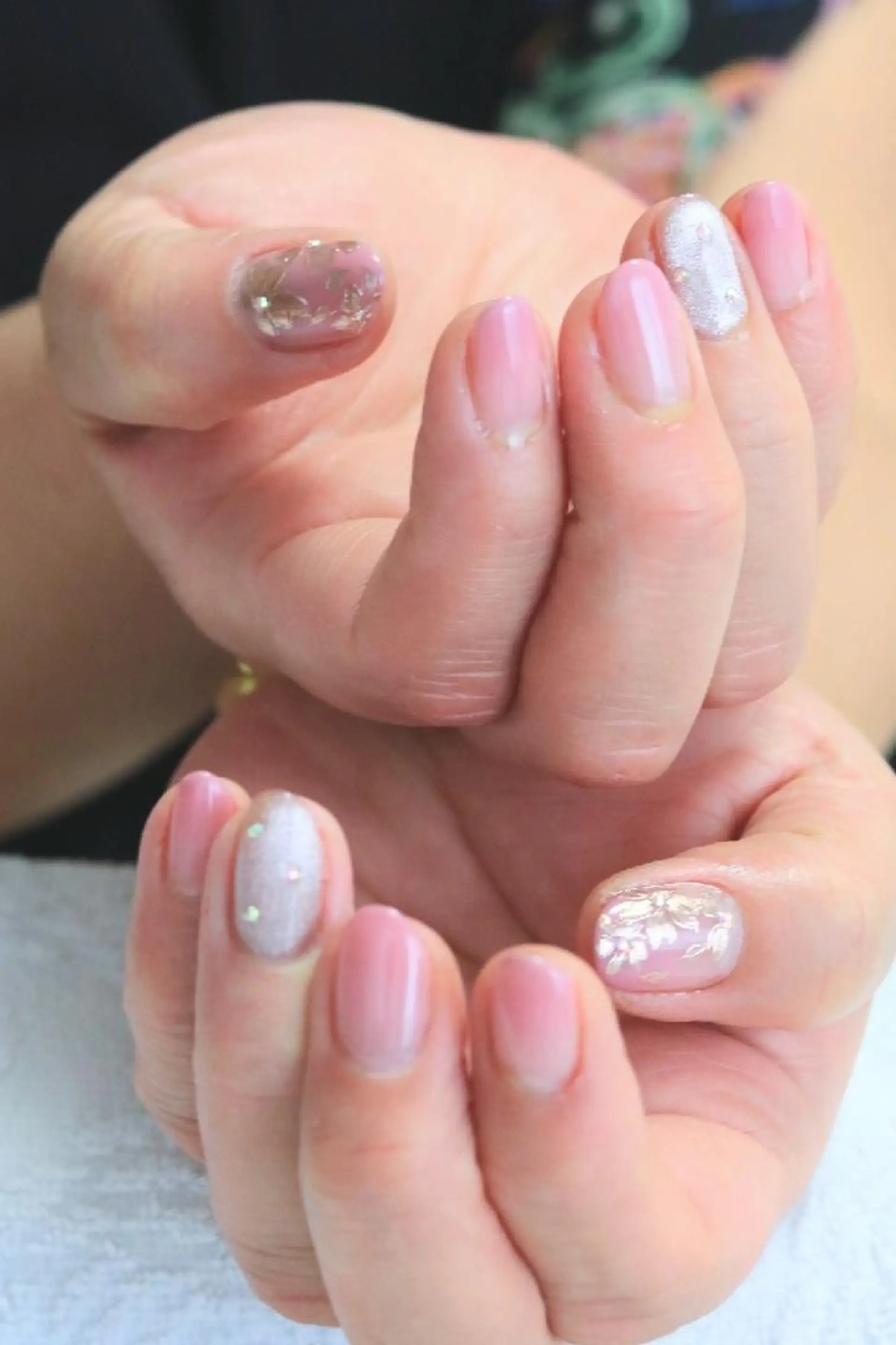 ネイル フラワーネイル ミラーネイル ハンドネイル Nail Atelier B.所属・Nail Atelier B.のネイルデザイン