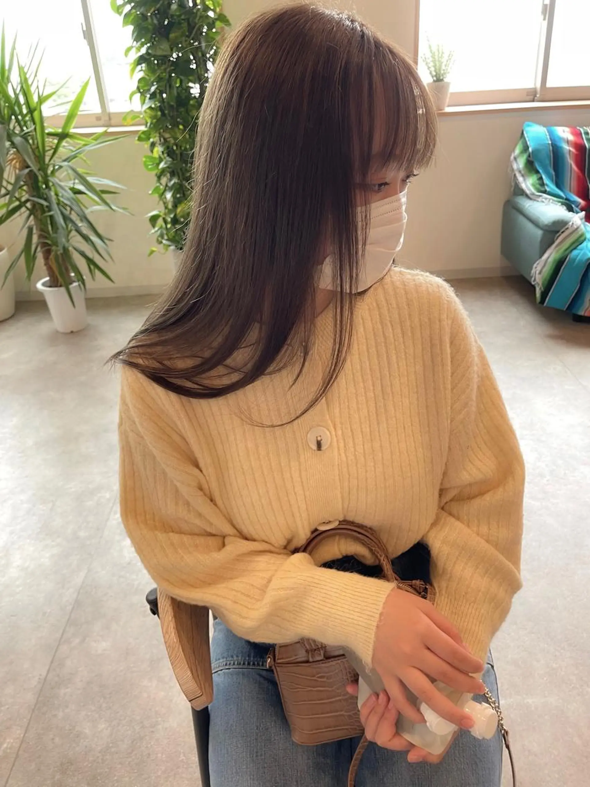 ロング カラー ブリーチ Maison所属・清水 亮太／赤み消しカラーのヘアスタイル