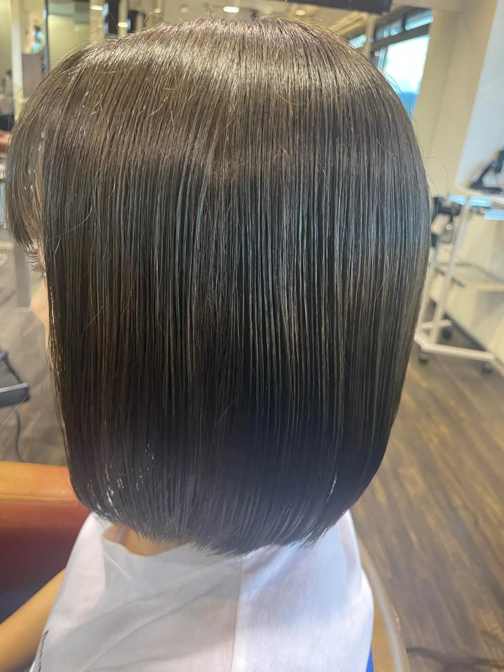 ミディアム ボブ 佐藤 綾郁のヘアスタイル