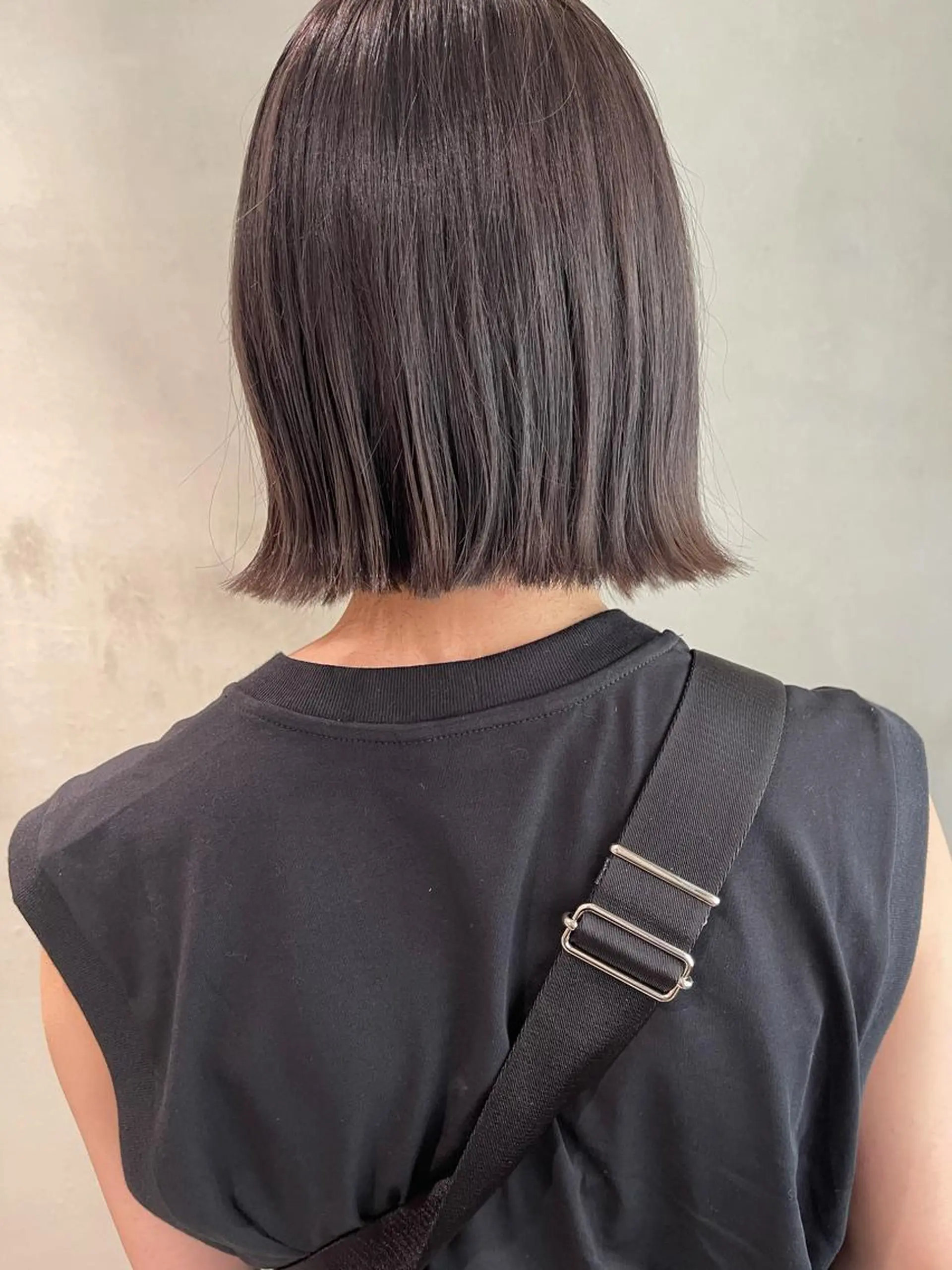 ショート カラー 切りっぱなしボブ ボブ カット ハイトーンカラー RYUのヘアスタイル