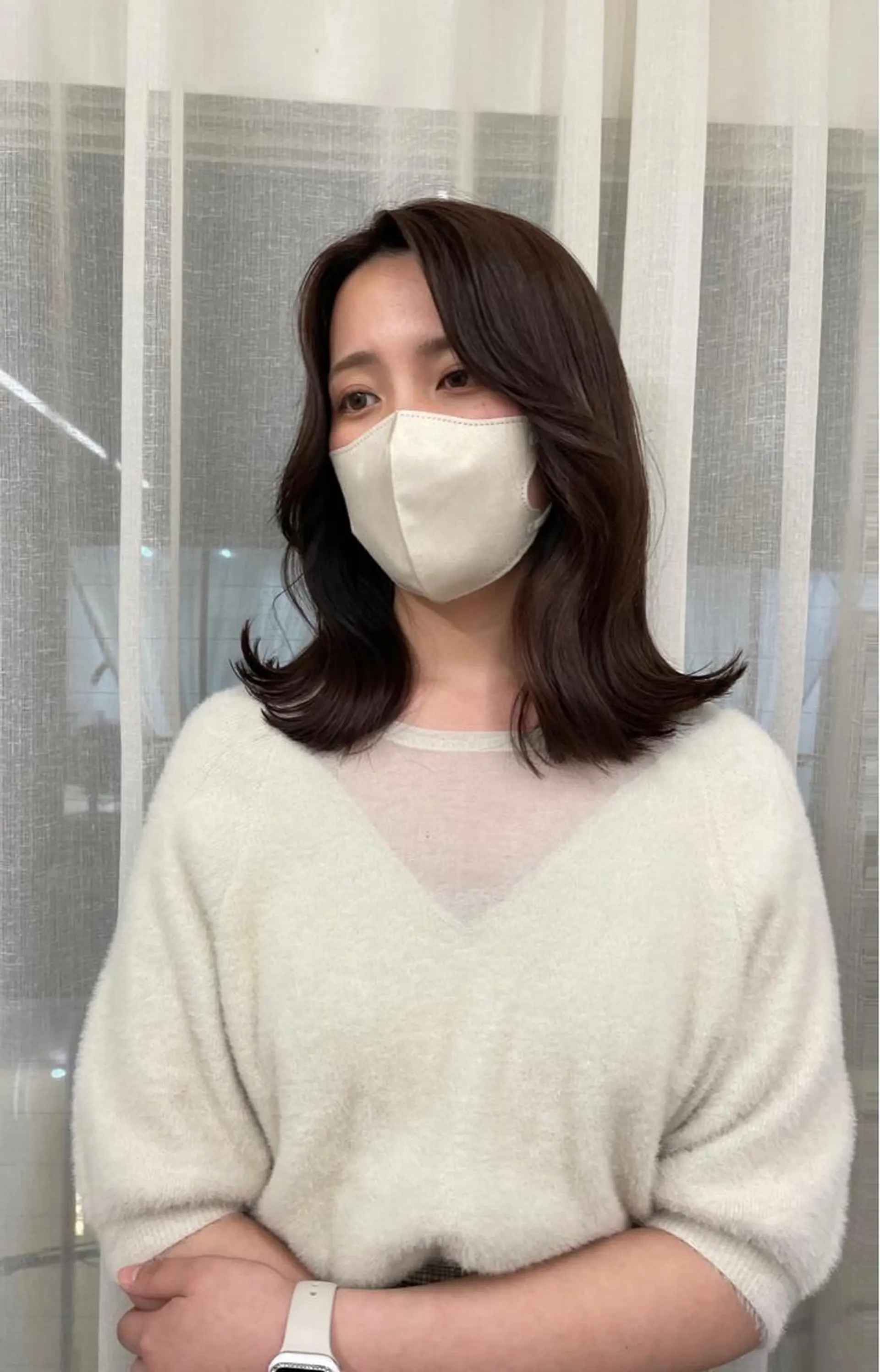 ミディアム カラー くびれヘア 韓国風ヘア カット ヘアカラー トリートメント レイヤーカット🎀 kanaのヘアスタイル