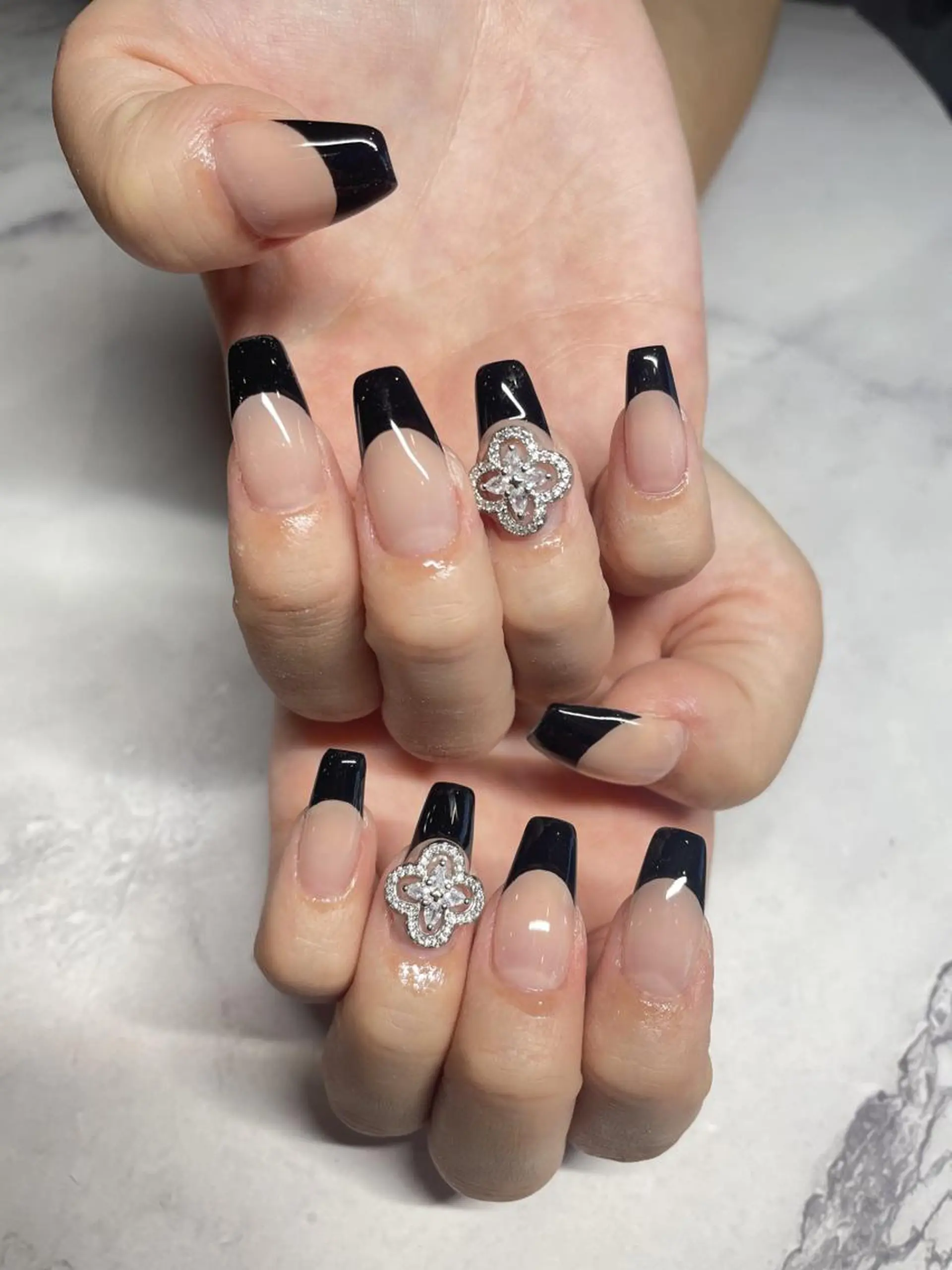 ネイル フレンチネイル nailsalonIF所属・akira .のネイルデザイン