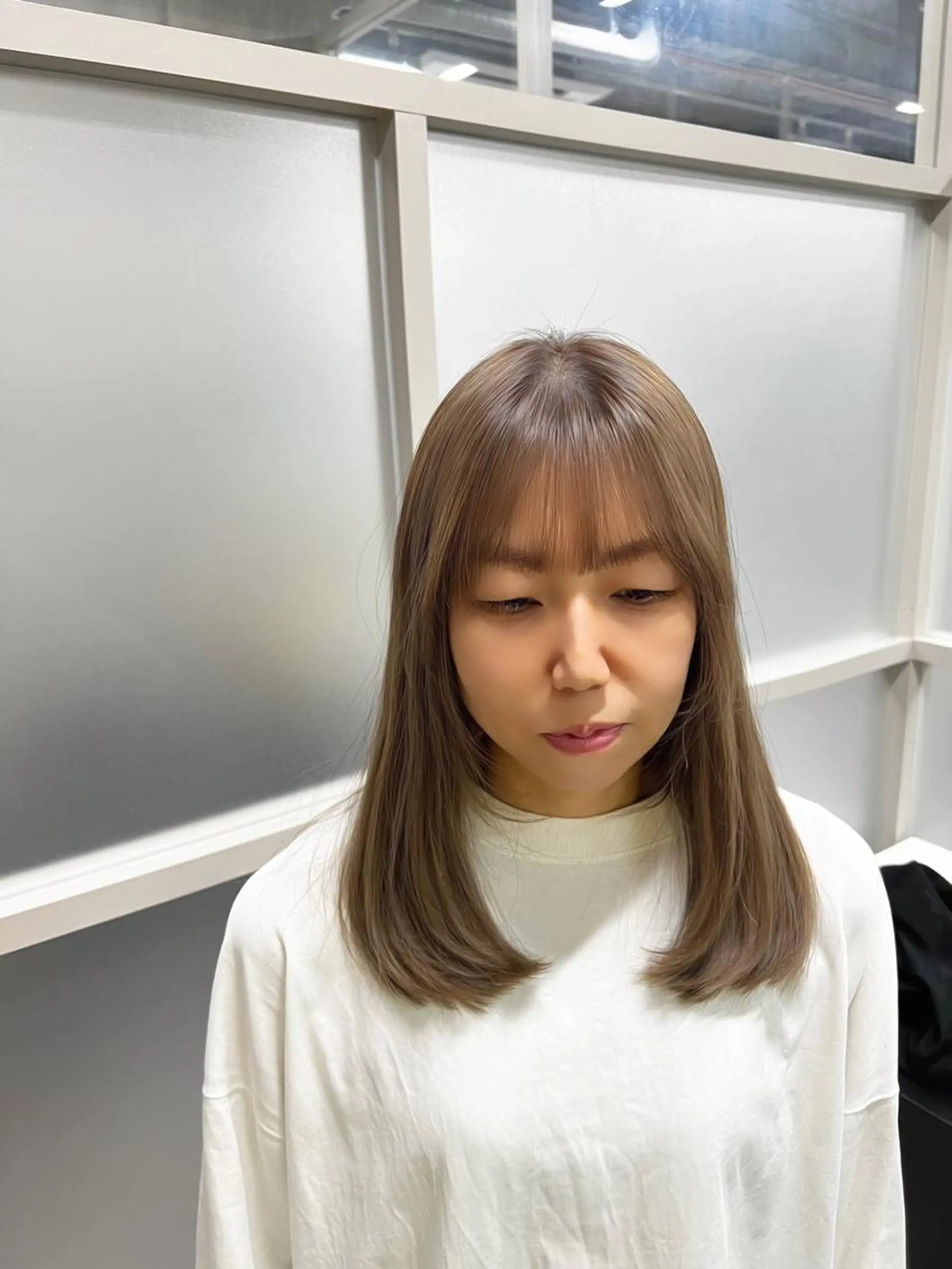 ミディアム ボブ ハイライト 髪質改善 ヘアカラー newi ナカノのヘアスタイル