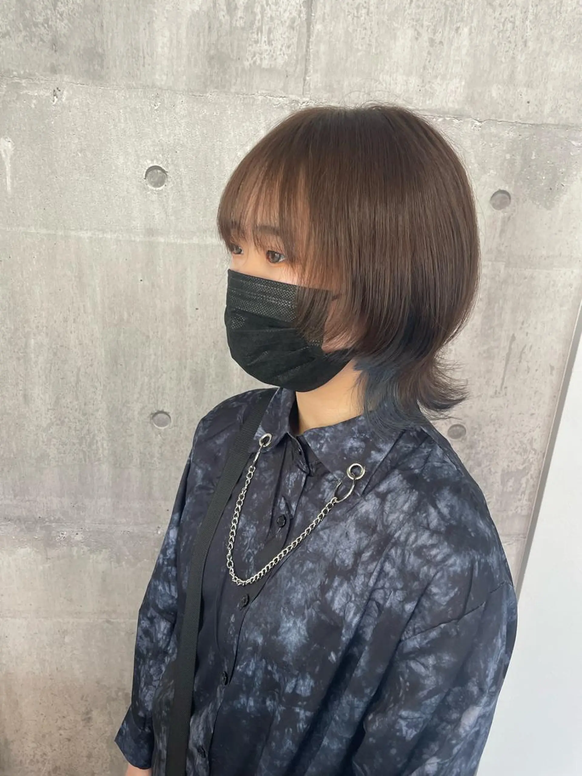 ショート カラー ブリーチ インナーカラー ウルフカット _WHITE浜松店 もえかのヘアスタイル