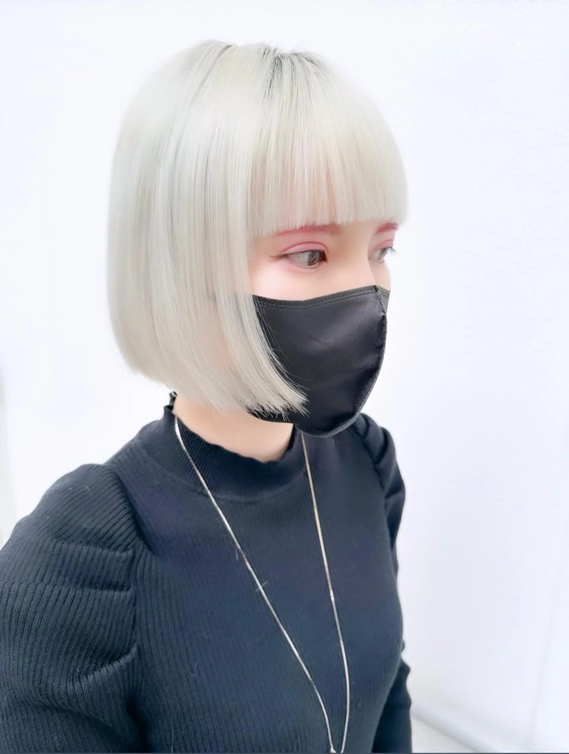 ショート ボブ デート ハイライト 髪質改善 韓国風ヘア ヘアカラー トリートメント 【20代ダメージ毛に 髪質改善】のヘアスタイル