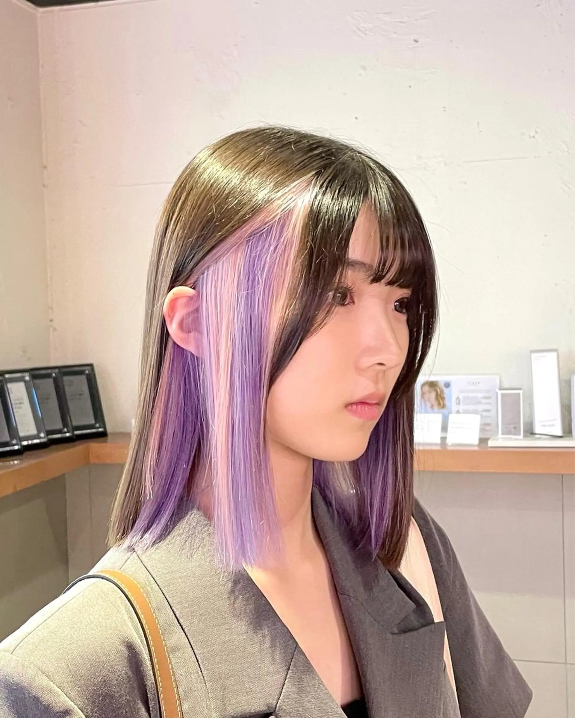 ミディアム カラー ブロンド インナーカラー pizzicato pacto所属・ボルドーカラー/ワイ ンレッド/長山遼太郎のヘアスタイル