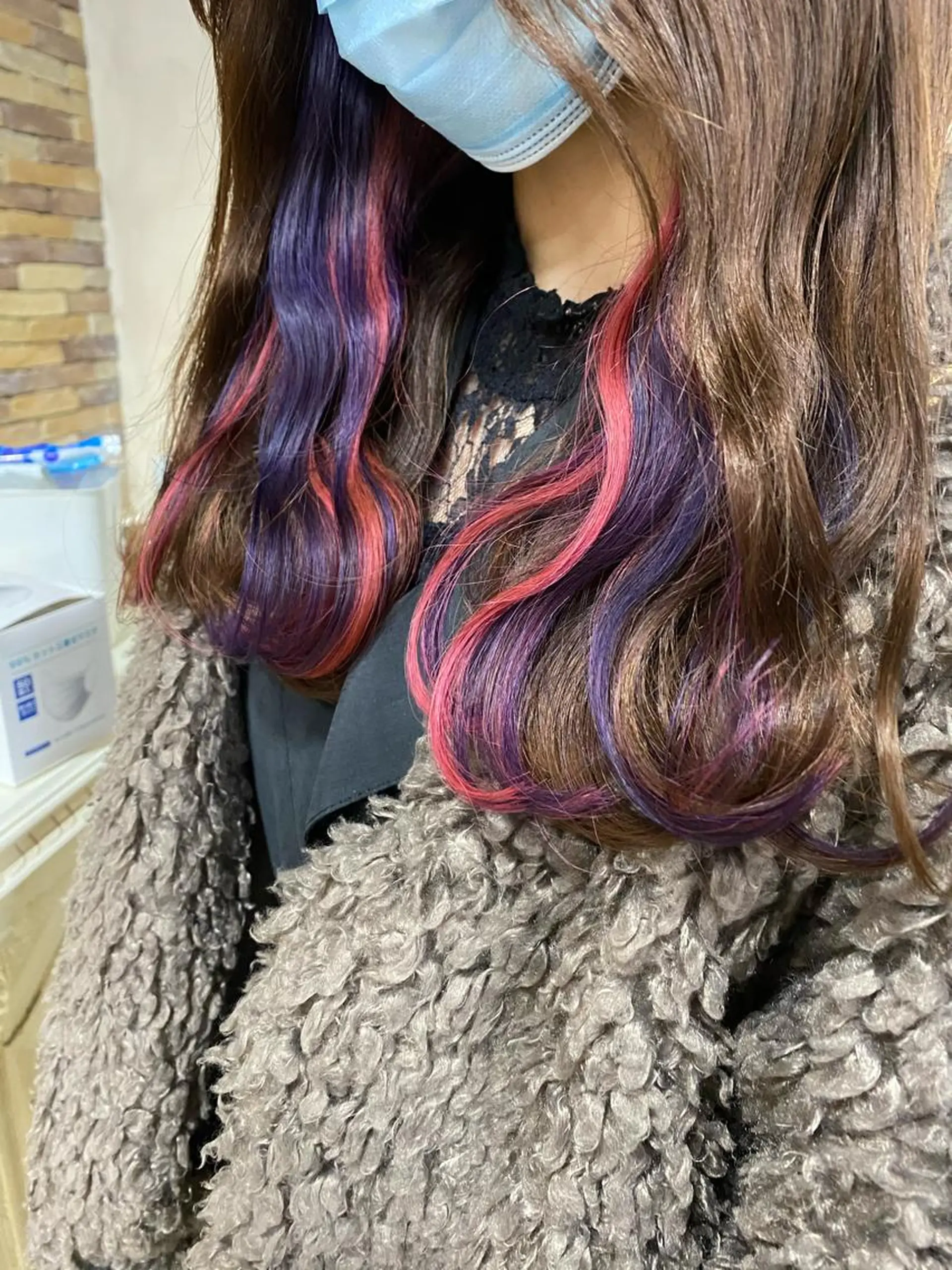 セミロング カラー インナーカラー ピンクカラー ヘアカラー ALLY（アリー）所属・ミニモお気に入り数 No.1宍戸雄弥のヘアスタイル