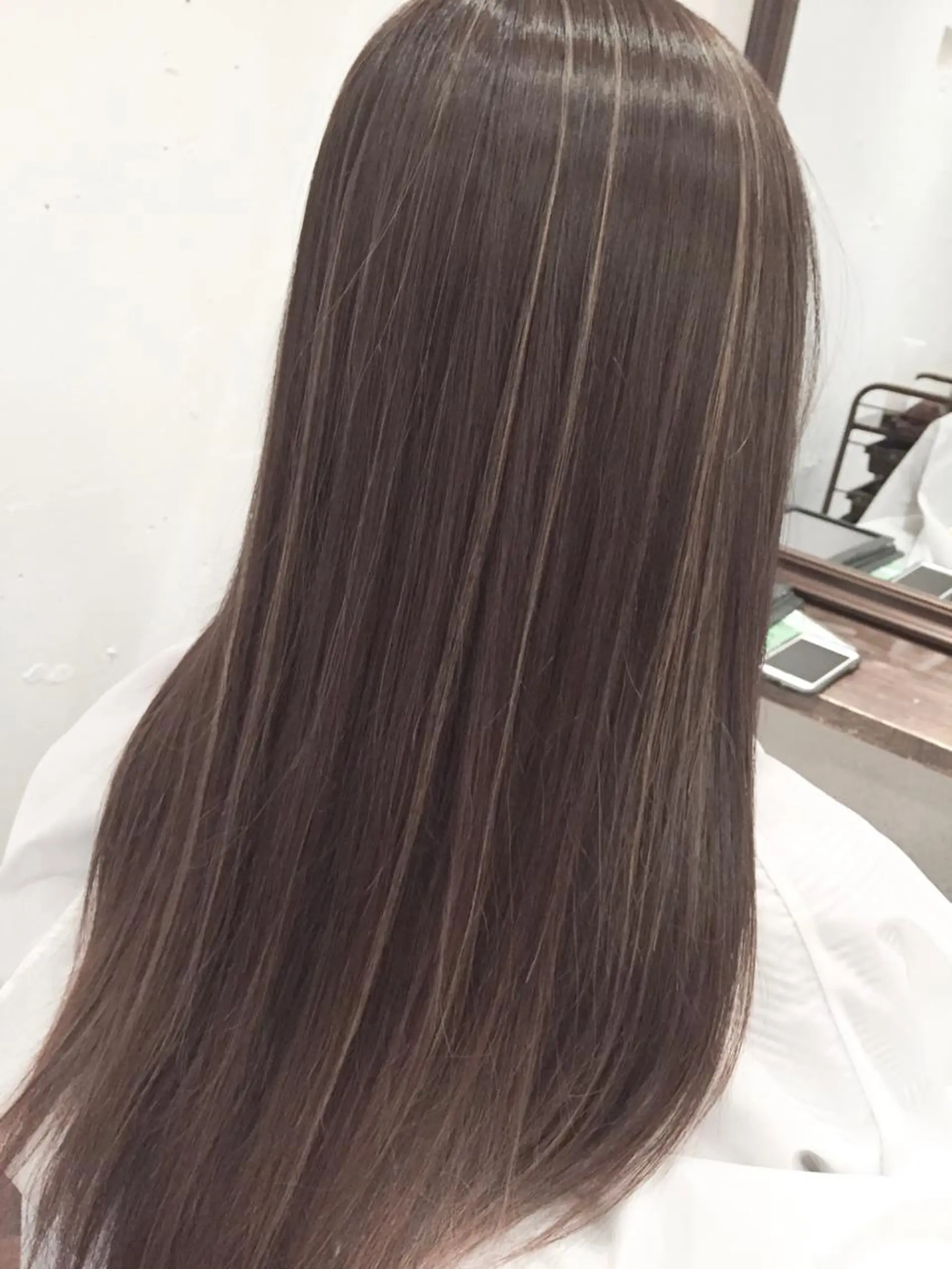 ロング カラー ハイライトカラー ハイライト ヘアカラー いしだ みさきのヘアスタイル