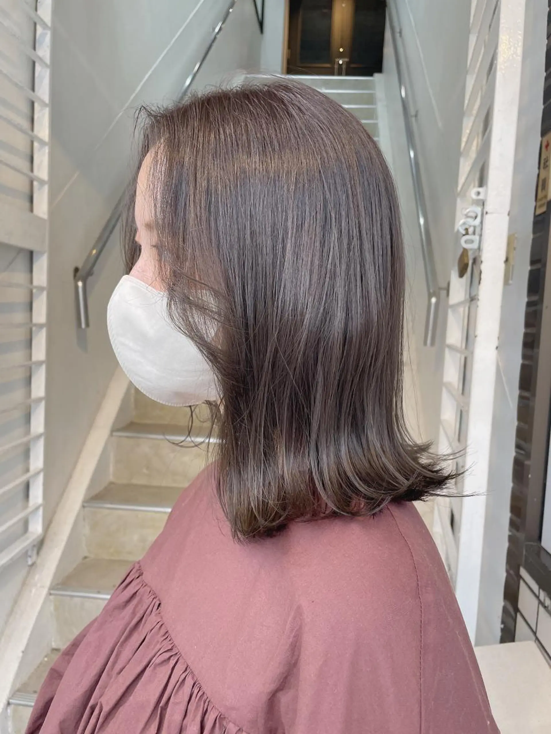 ミディアム カラー 梅田美容室 山崎海波のヘアスタイル