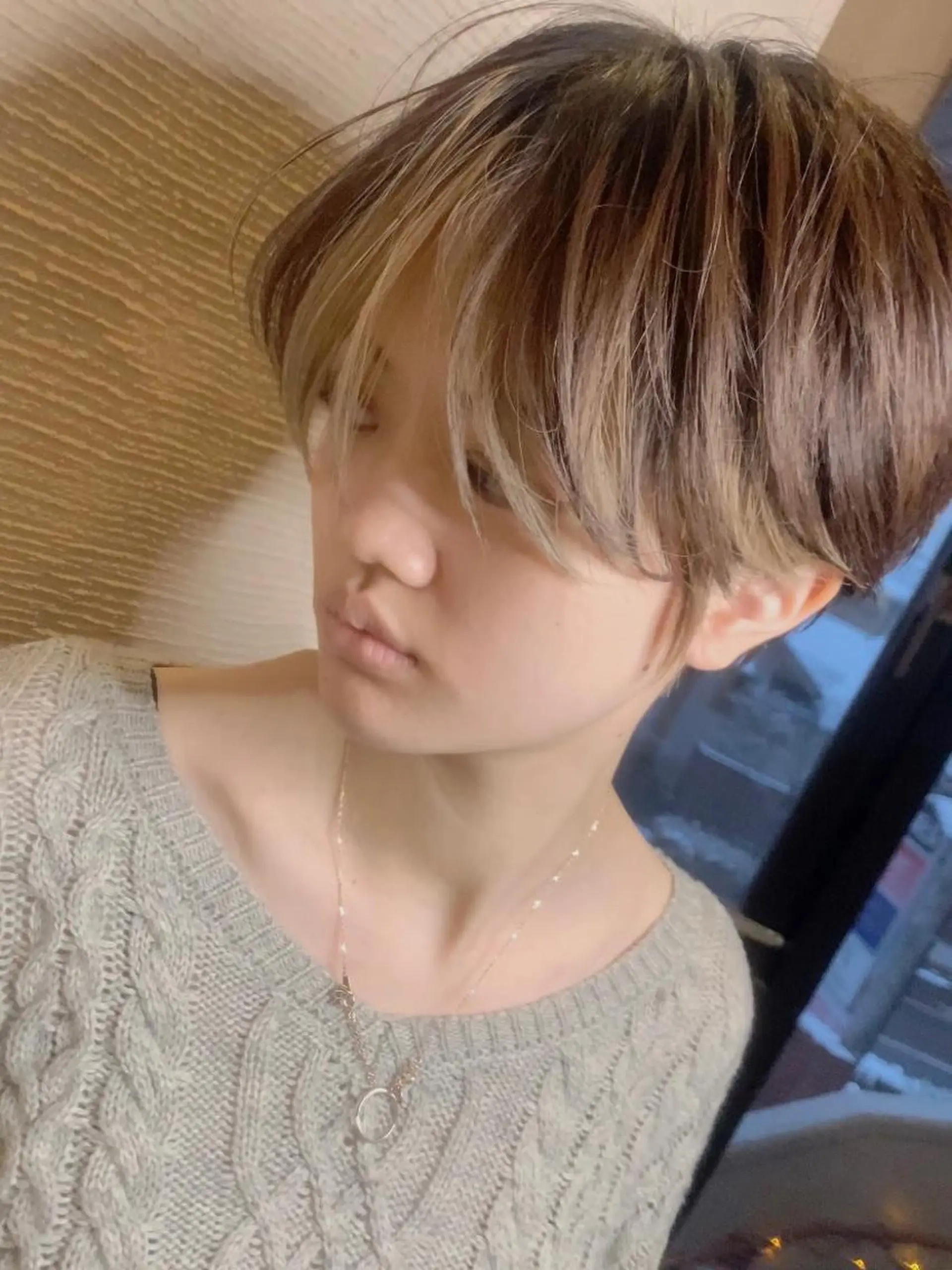 ショート カラー ハンサムショート ミストバング ブリーチ  フェイスフレーミング ショートヘア 🧸千葉 碧和🧸のヘアスタイル