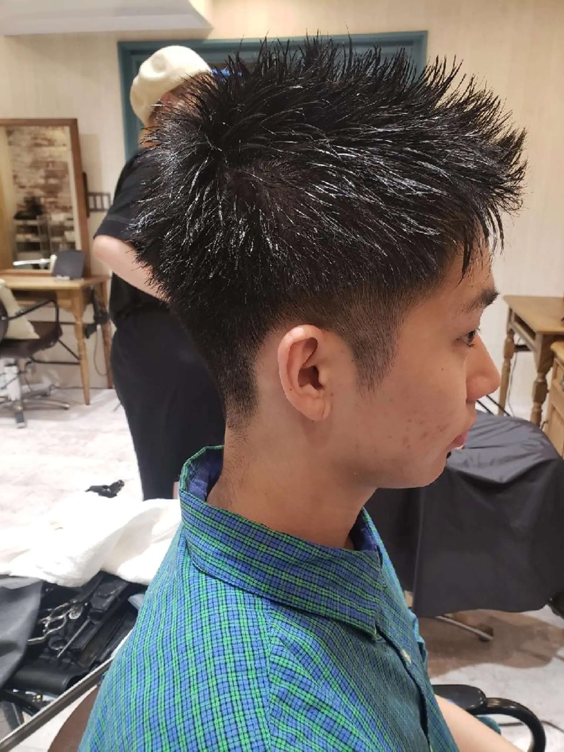 ショート メンズ カット 縮毛矯正 渋谷 メンズ 木下 仁来のヘアスタイル