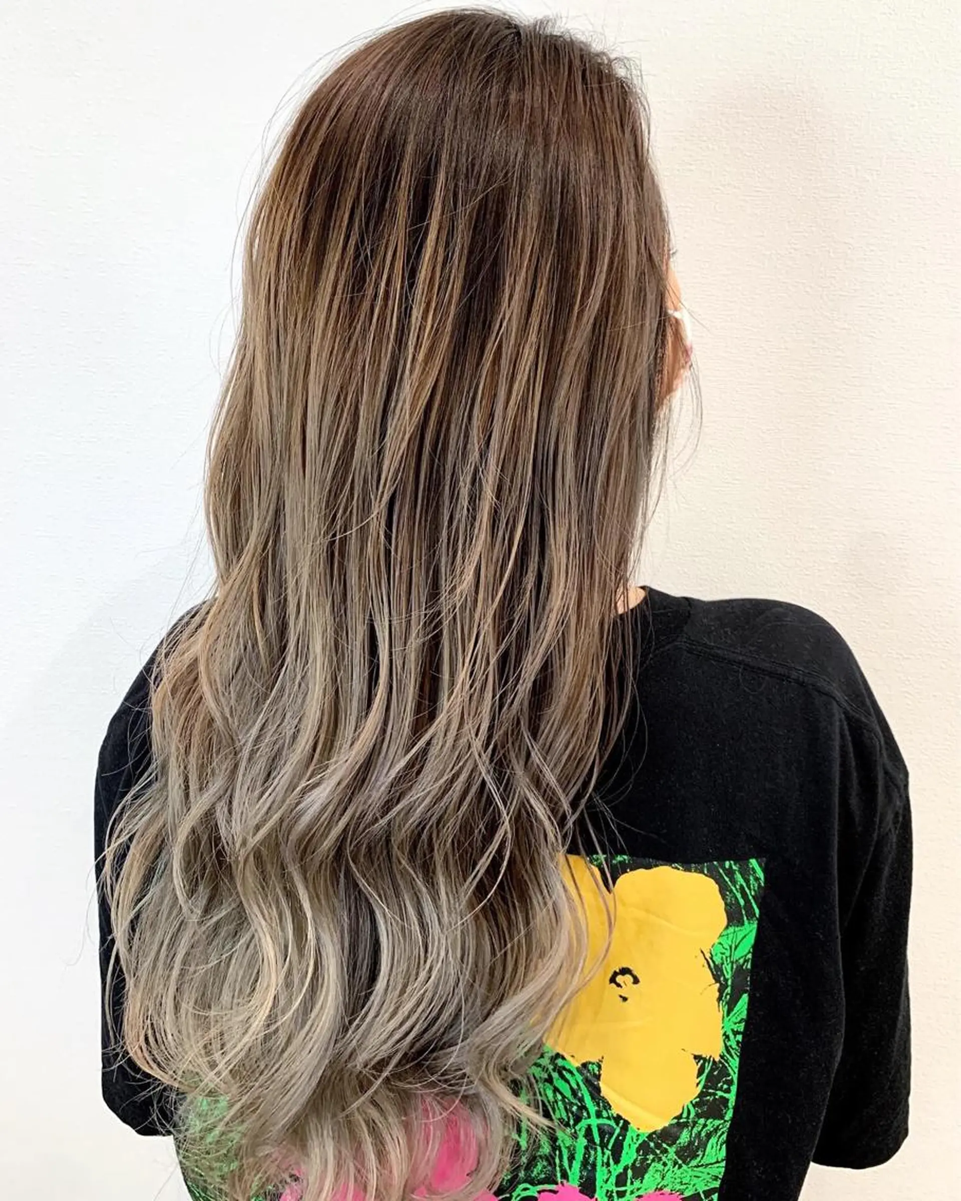 ロング ハイライト レイヤーカット 日野・八王子縮毛矯正 ワタナベリョウマのヘアスタイル