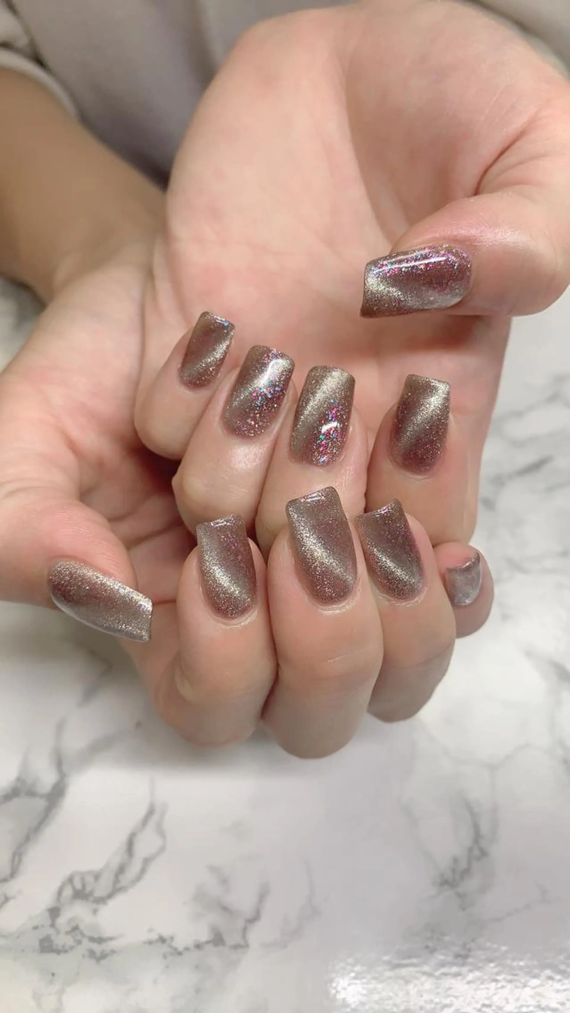 ネイル はな💎ネイル ワンホン、長さ出しのネイルデザイン