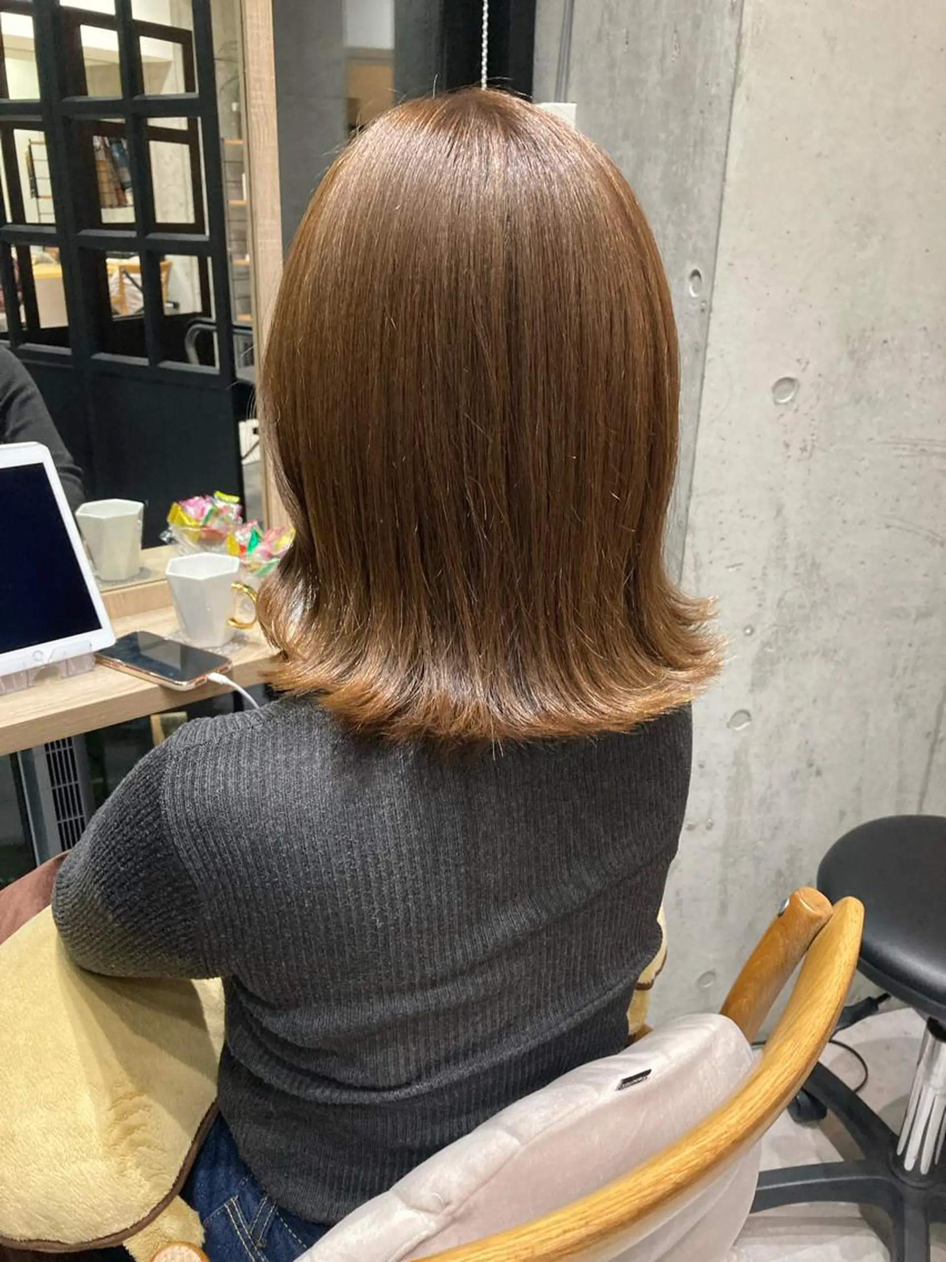 ミディアム カット ヘアカラー トリートメント ✨色持ちの良い艶 カラー✨蟹江真世のヘアスタイル