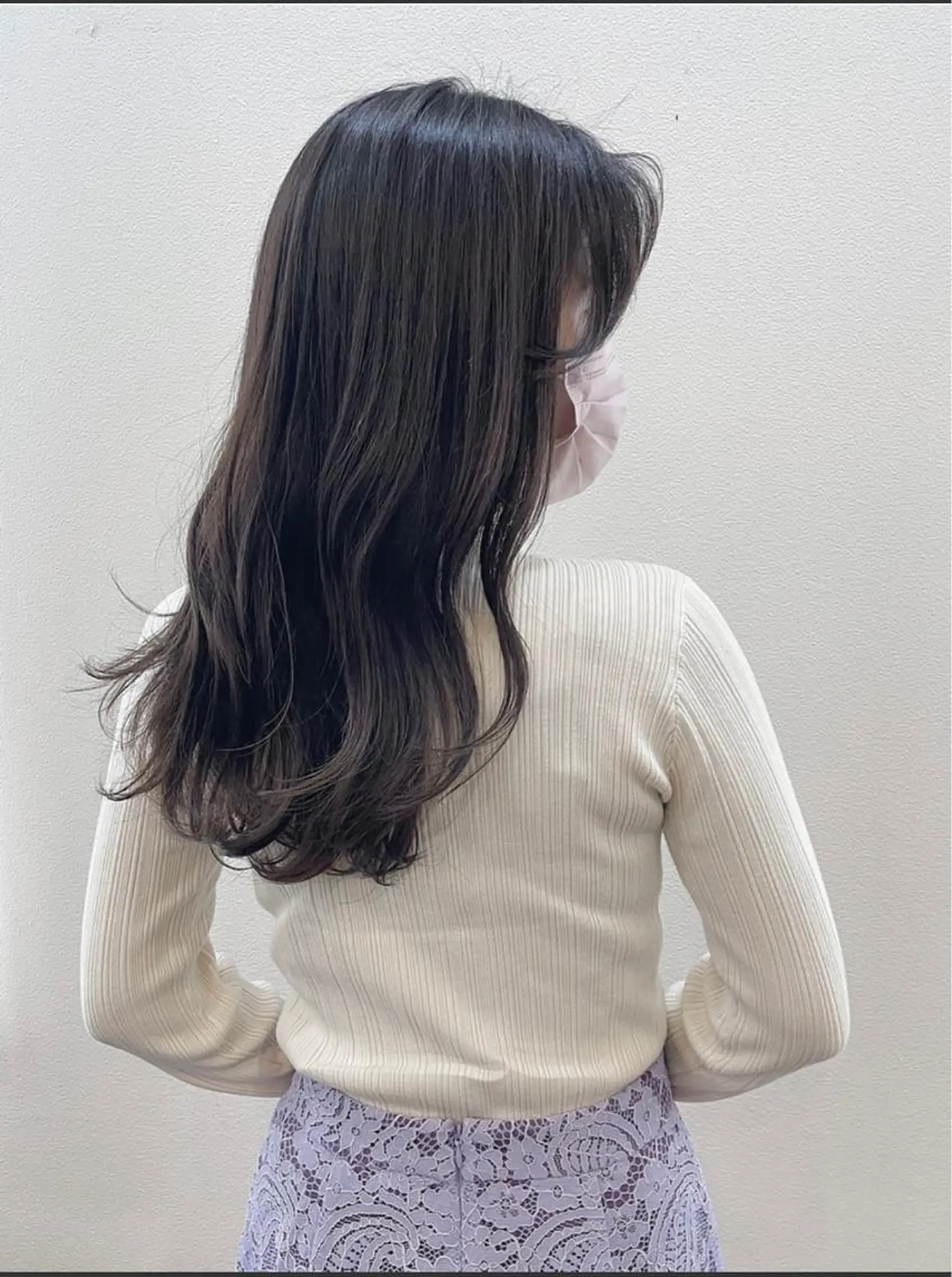 セミロング カラー 縮毛矯正×韓国ヘア 🇰🇷小笠原のヘアスタイル