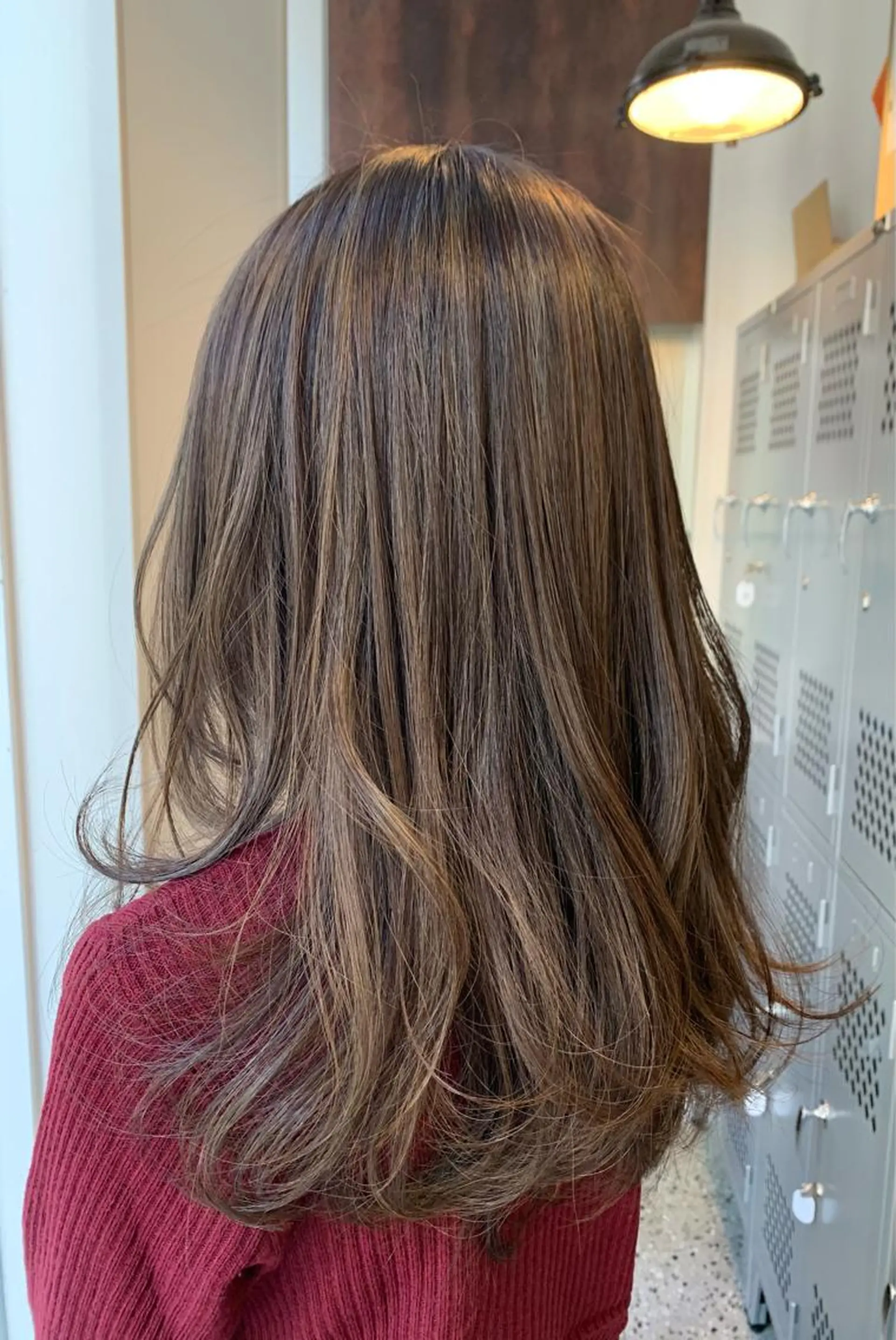 セミロング カラー カット ヘアカラー トリートメント WISTERIA P LUS1 ikumiのヘアスタイル