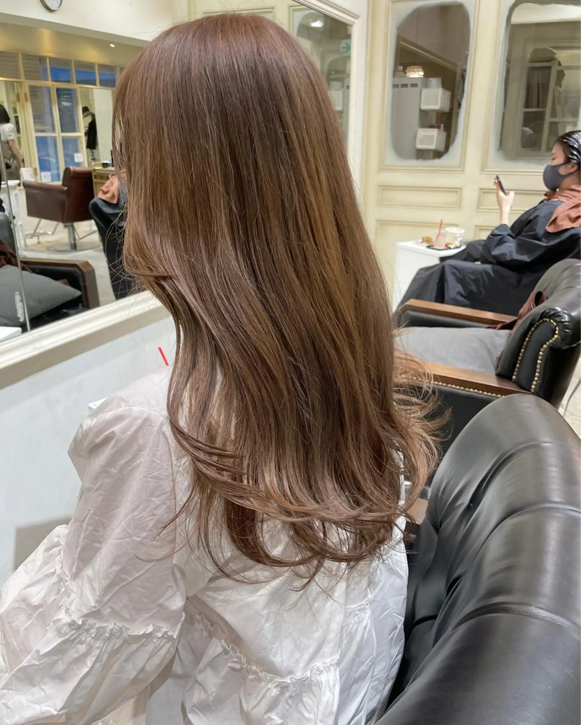 ロング カラー ぱつっとボブ 古家 佑真のヘアスタイル