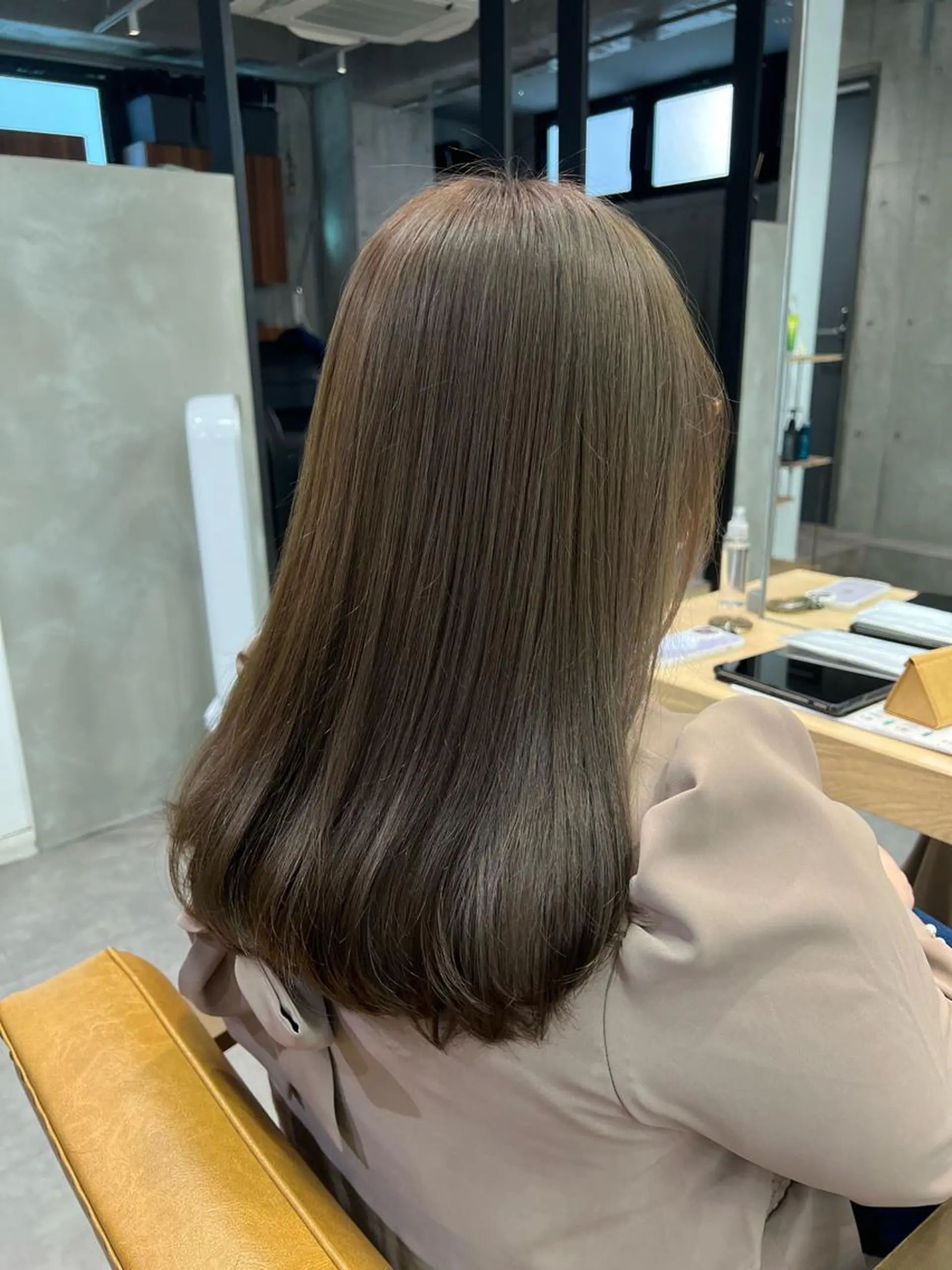 ロング カラー 縮毛矯正 トリートメント clam. yuu🦩のヘアスタイル