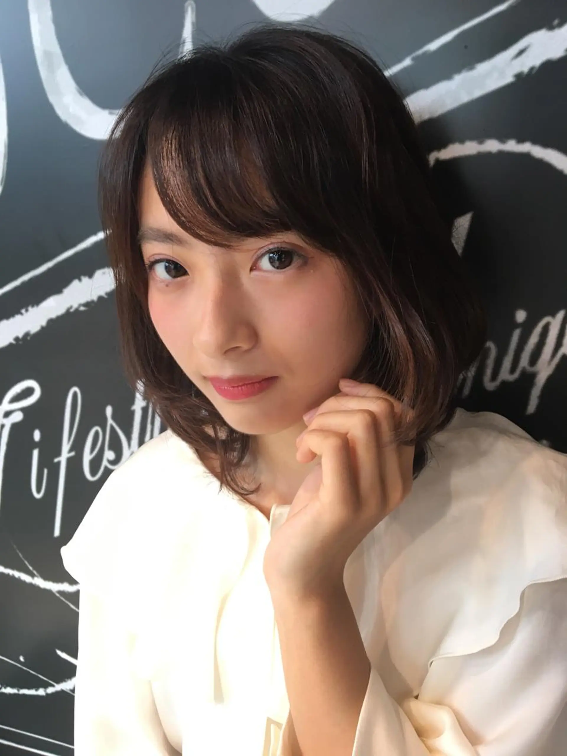 ミディアム カラー たなか ちあきのヘアスタイル