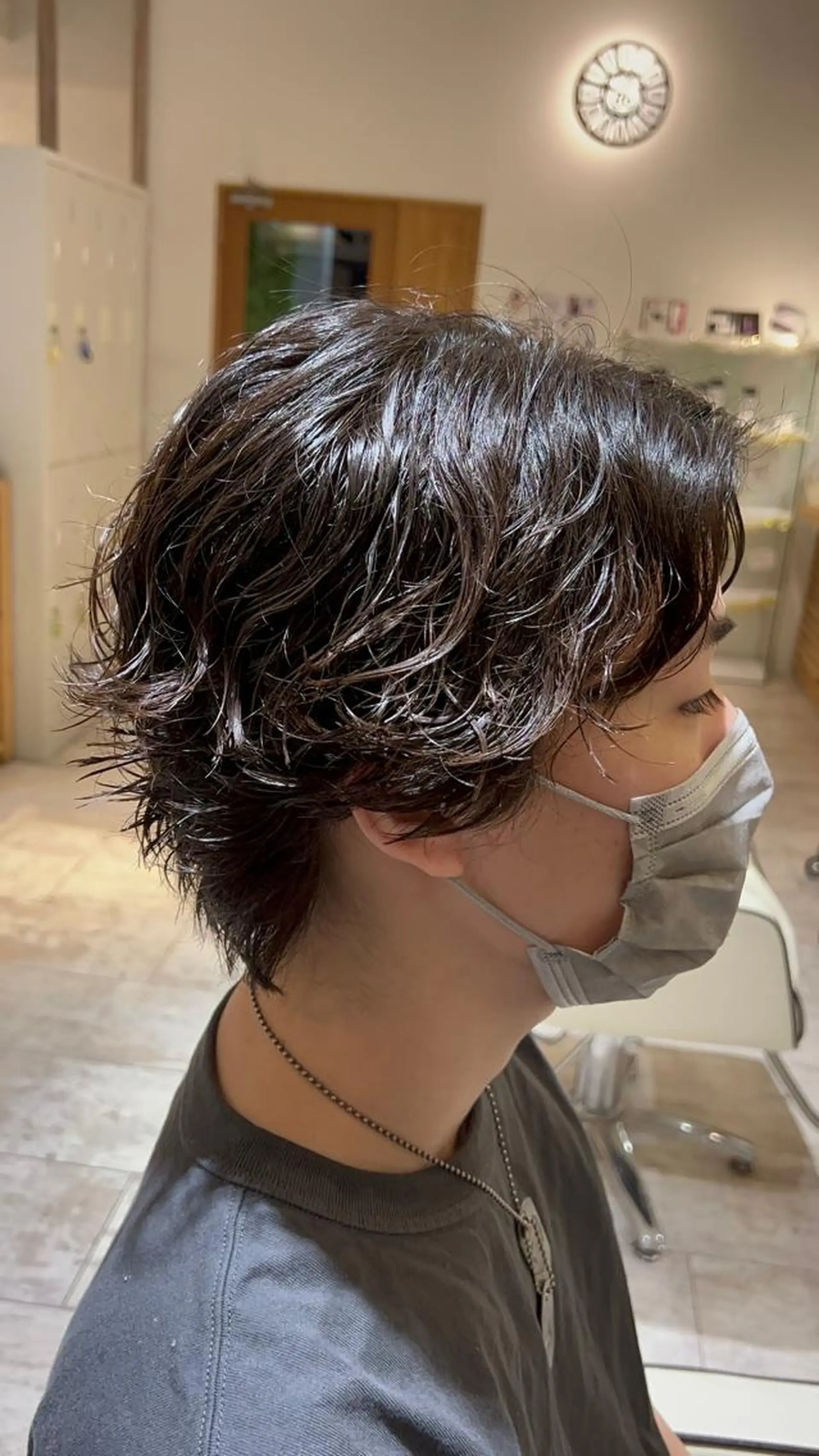 ミディアム パーマ メンズ 難波/メンズウルフ・ フェザーパーマ鶴田文のヘアスタイル