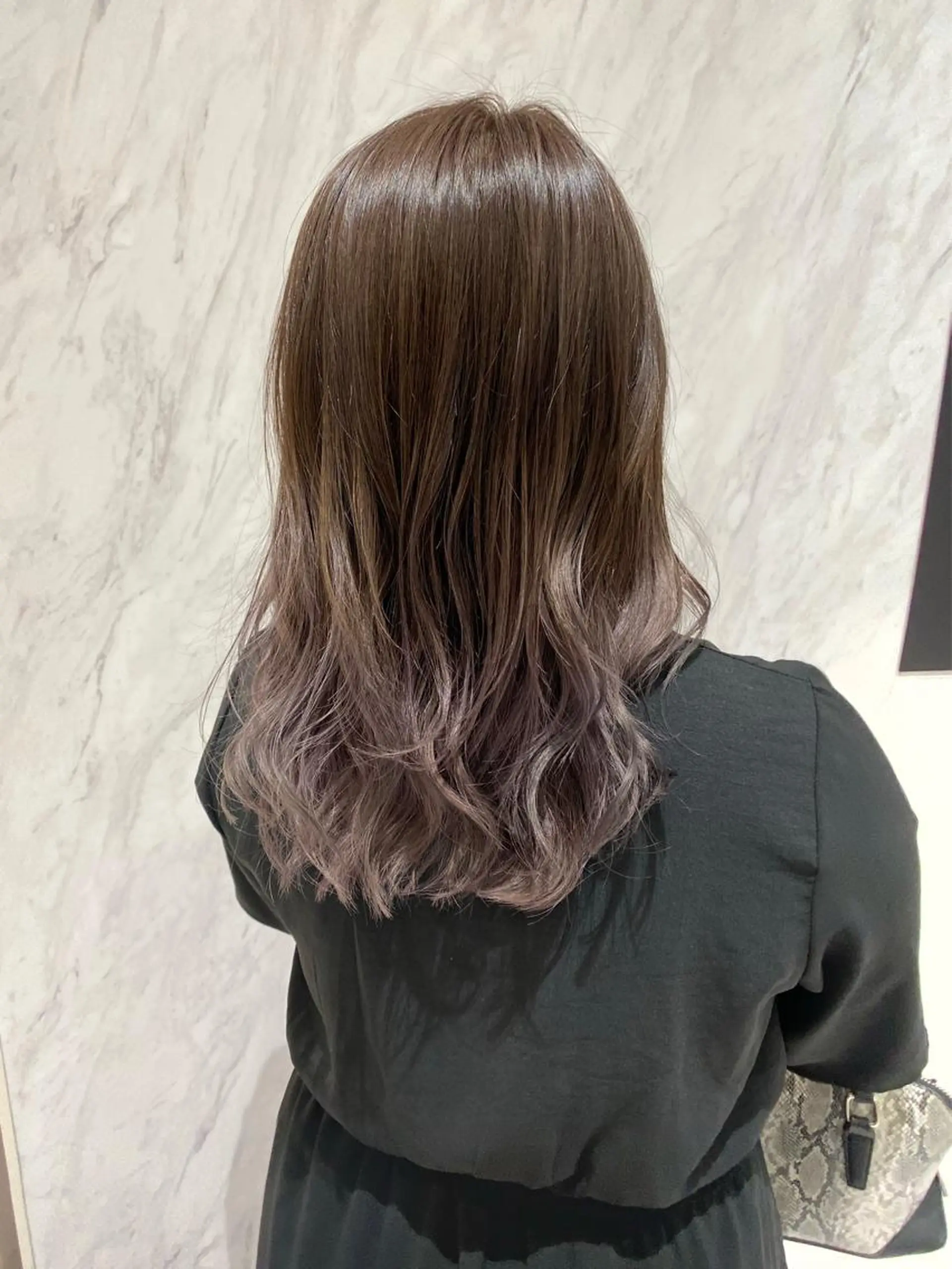 ロング カラー カット ヘアカラー トリートメント TRUCK トラックのヘアスタイル