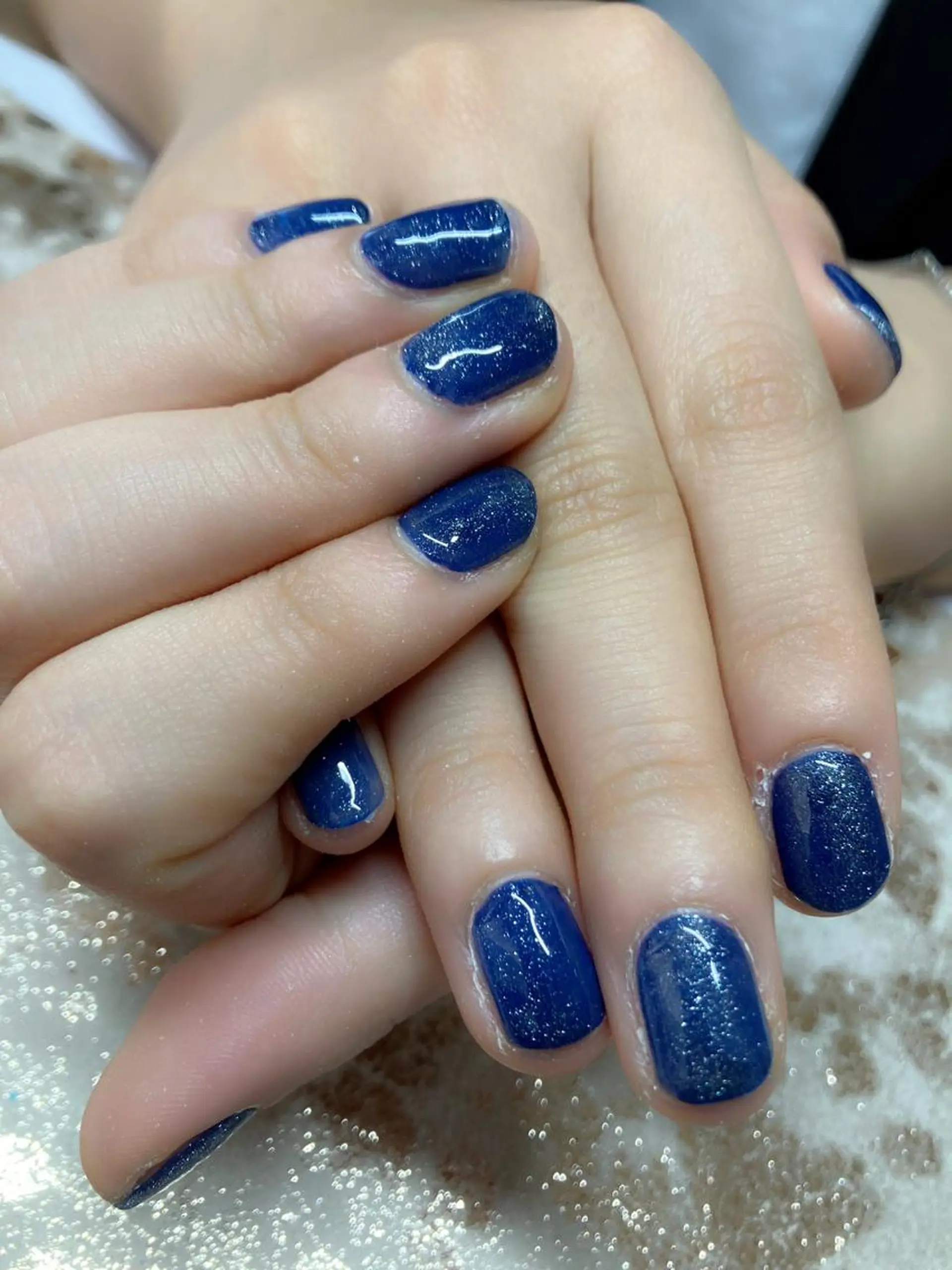 ネイル マグネットネイル ネイビー komohana salon🌺のネイルデザイン