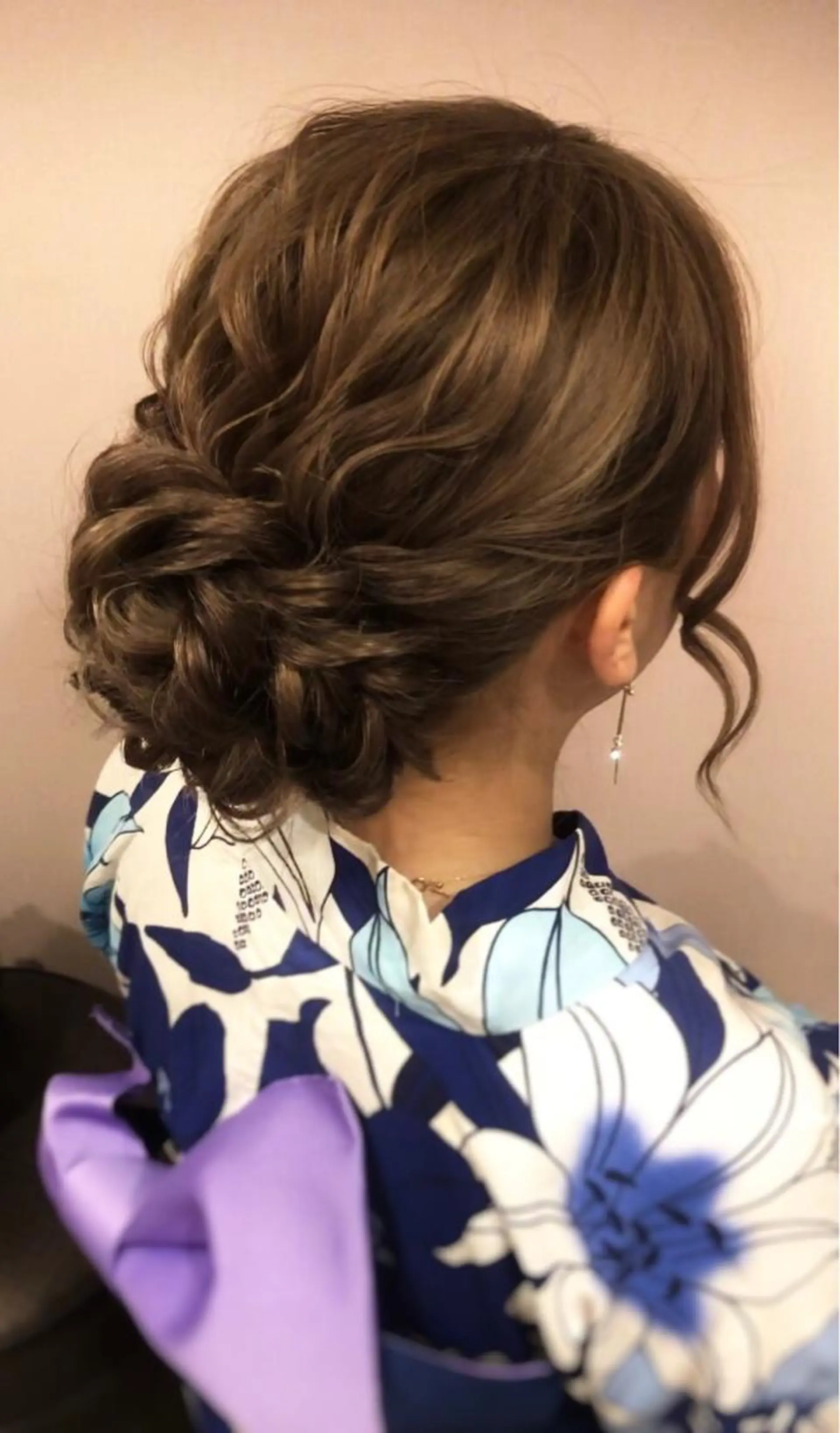 ロング ヘアアレンジ 浴衣 ヘアセット 奥山義進/ハイトーン /バレイヤージュのヘアスタイル