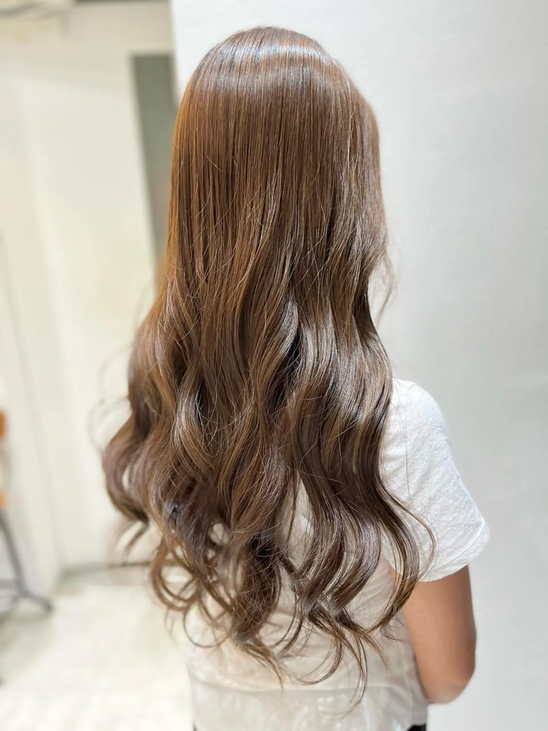 ロング ヘアカラー トリートメント 🌈透明感カラー 韓 国ヘアこうたろうのヘアスタイル