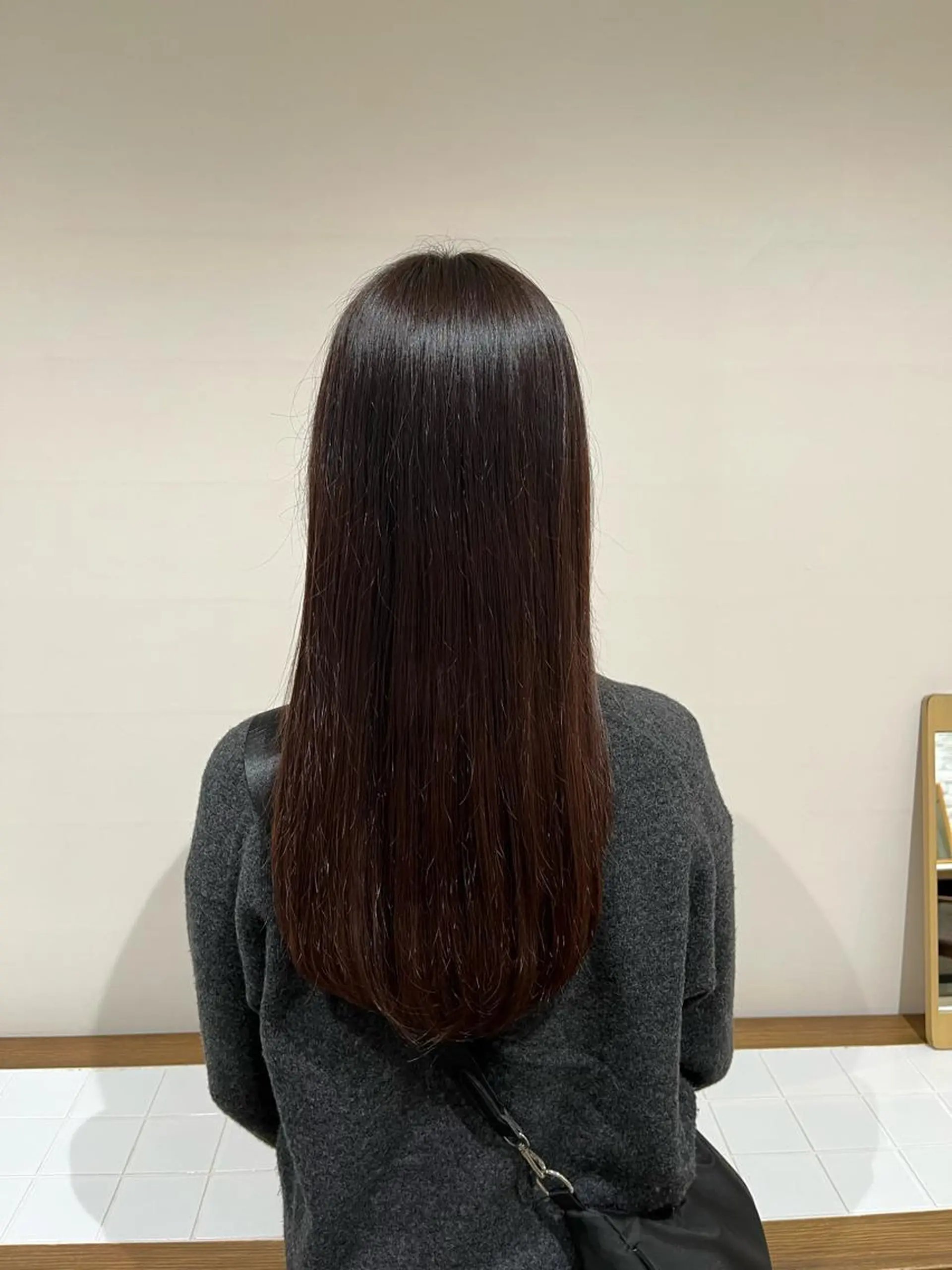 ばんちなつ / 透明感カラー💫のヘアスタイル