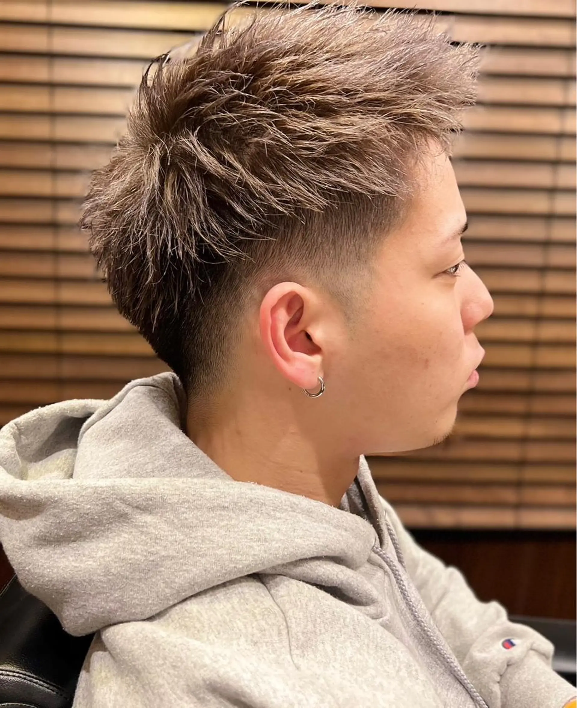 ショート メンズ ヒロ銀座 東京駅八重洲店所属・【メンズ専門】🔥 カミマンのヘアスタイル