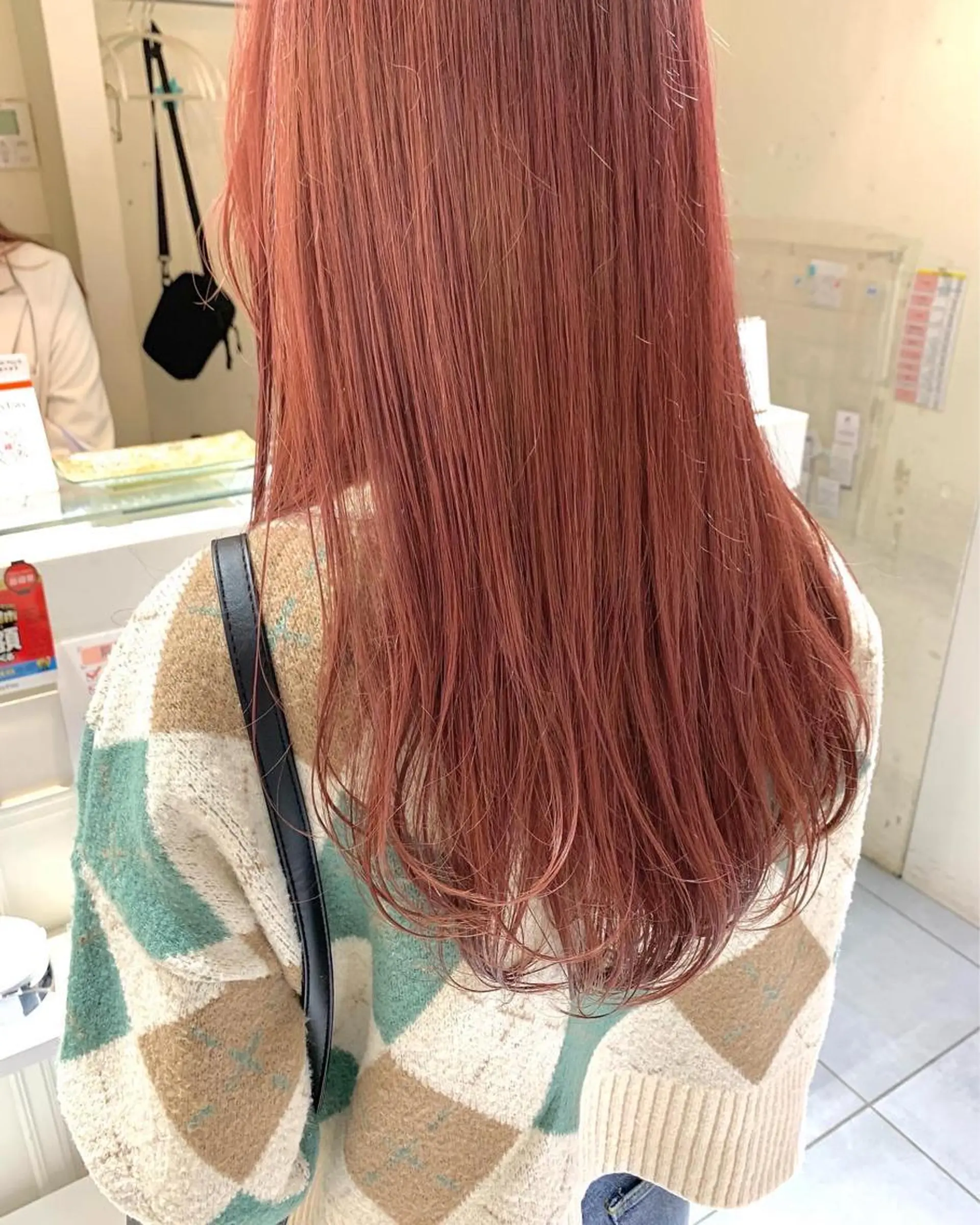 セミロング 田中 未澪のヘアスタイル